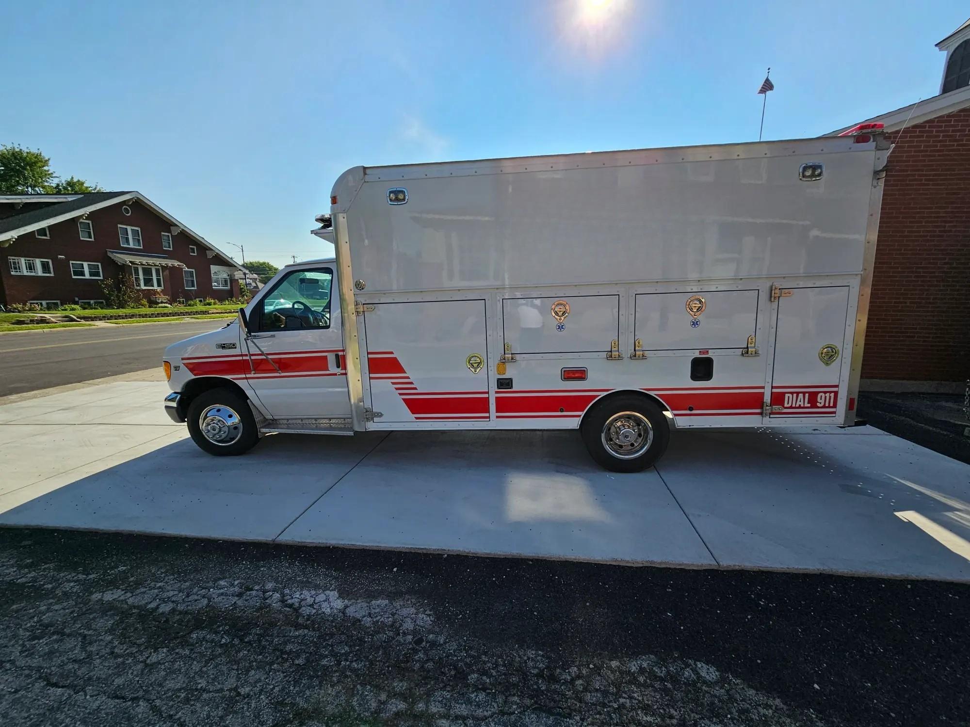 2001 Ford F450 Equipment Truck - image 5