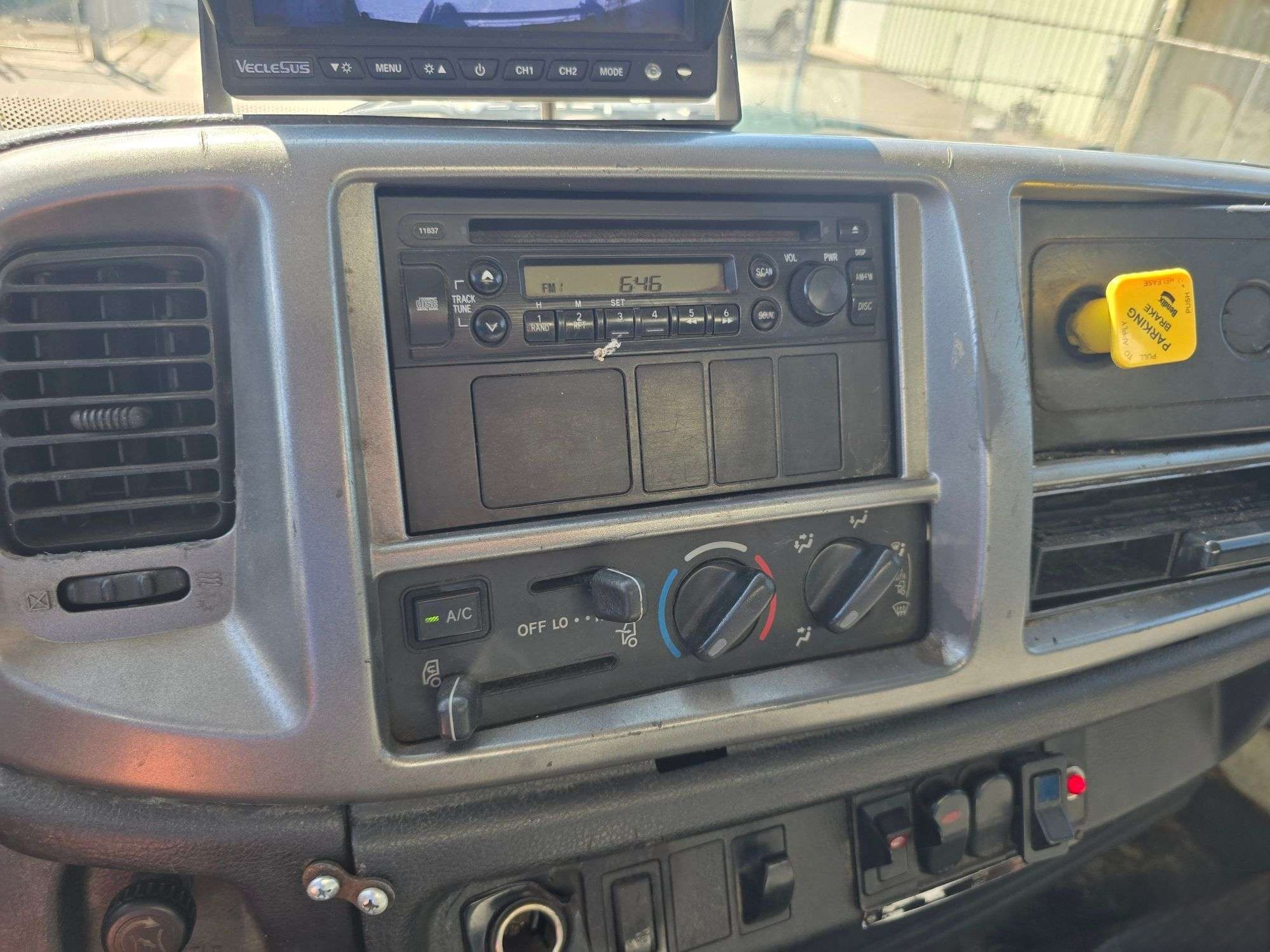 2011 Hino 338 Rear Loader - image 10