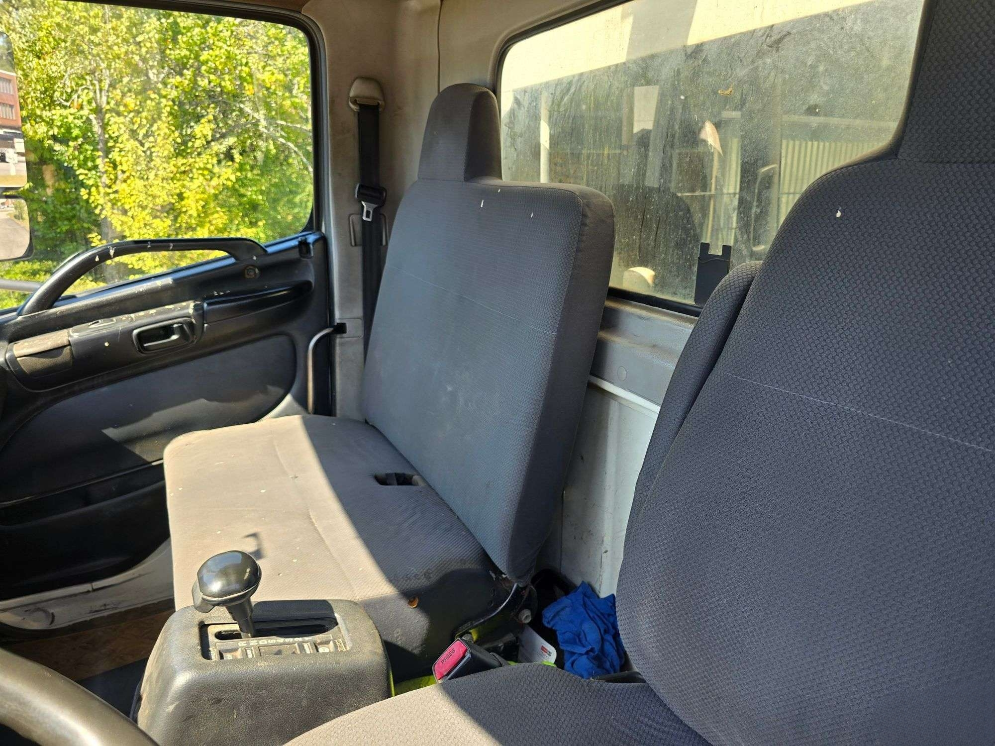 2011 Hino 338 Rear Loader - image 9