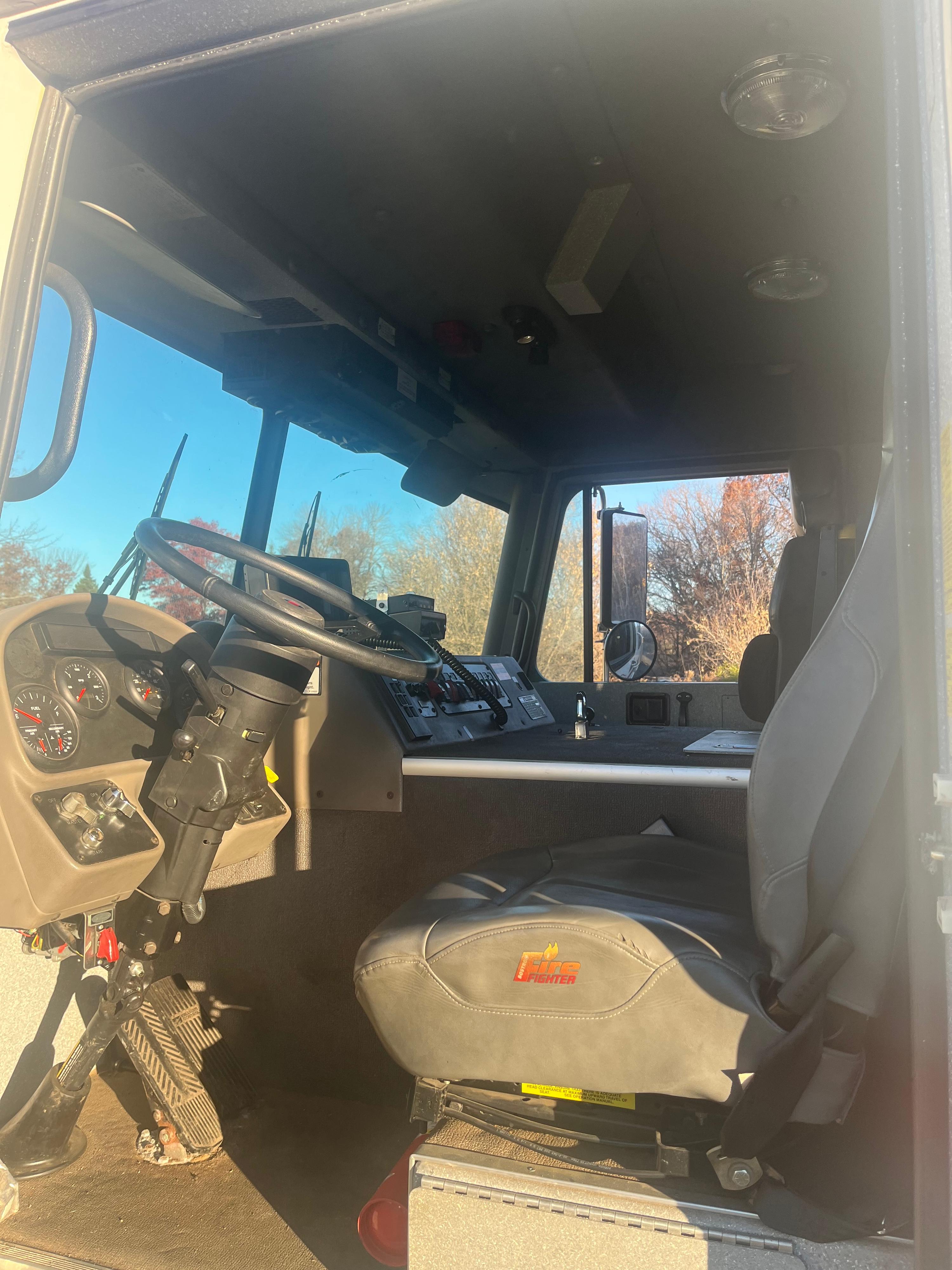 2002 E-One Spartan Heavy Rescue - image 34