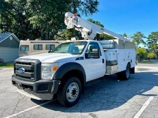 2013 Ford F450SD 35 ft Bucket Truck - image 3