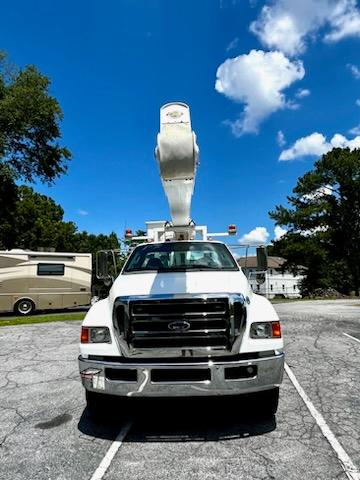 2015 Ford F750 Bucket Truck - image 5