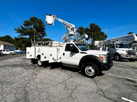 2013 Ford F450SD 35 ft Bucket Truck - image 7