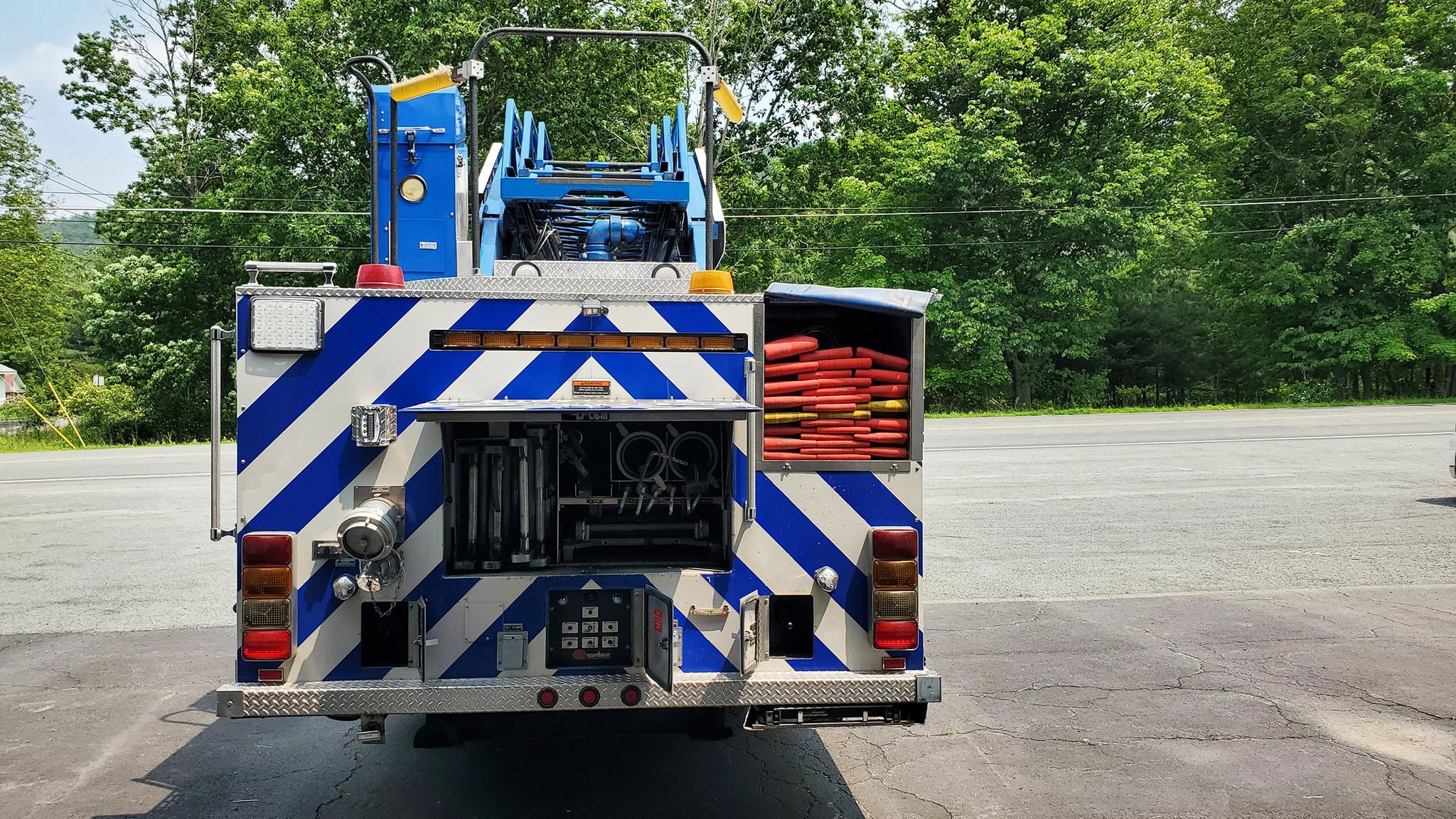 2009 Spartan Rosenbauer 75' Quint - image 5