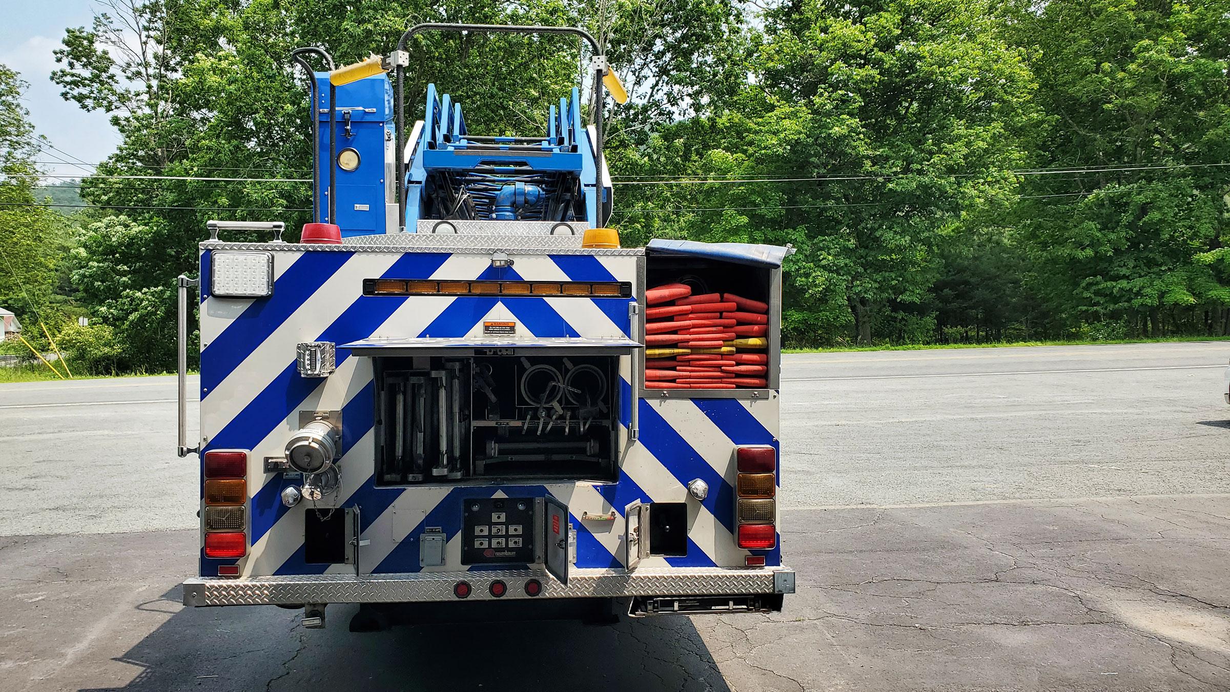 2009 Spartan Rosenbauer 75' Quint - image 5