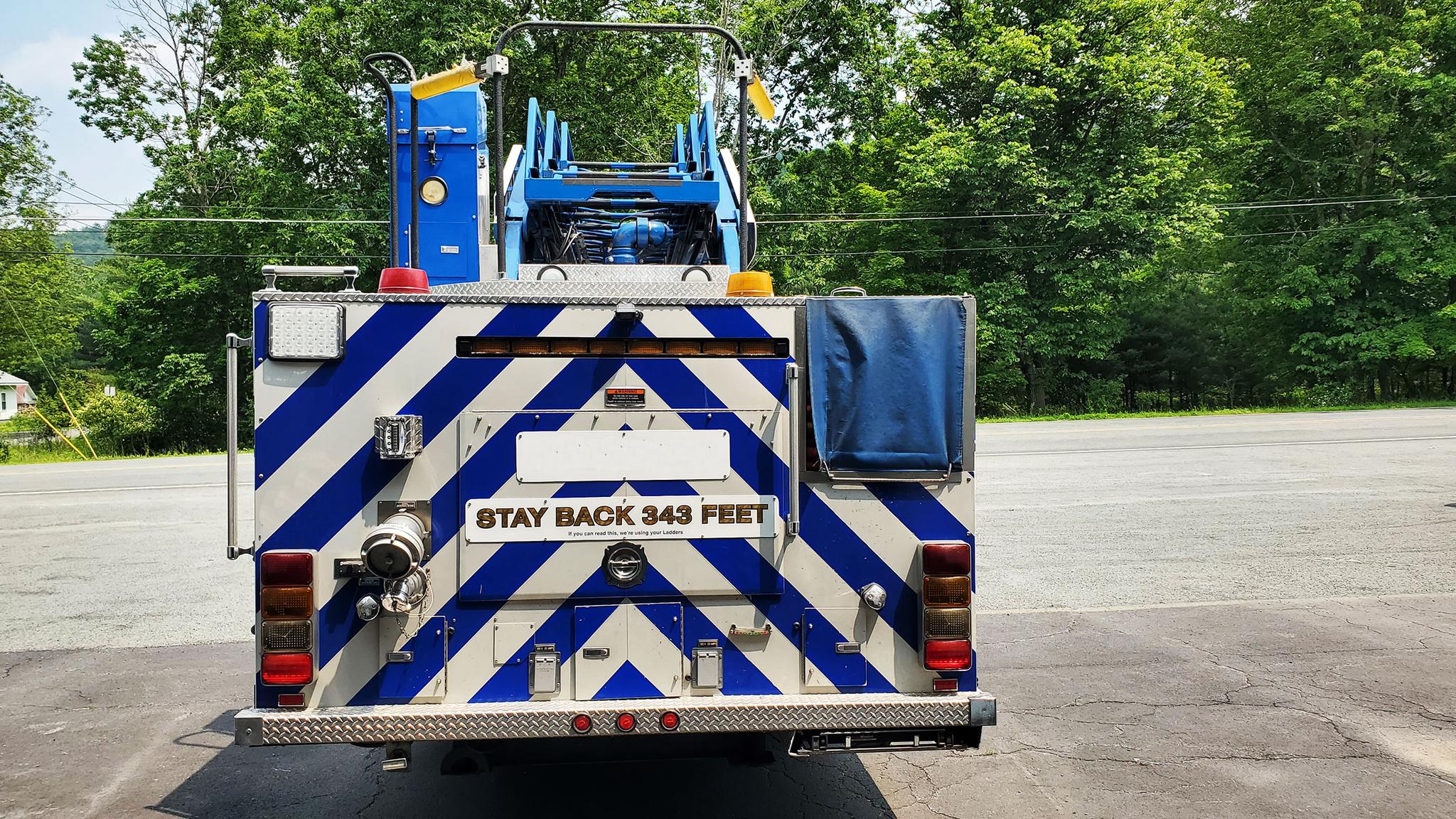 2009 Spartan Rosenbauer 75' Quint - image 4