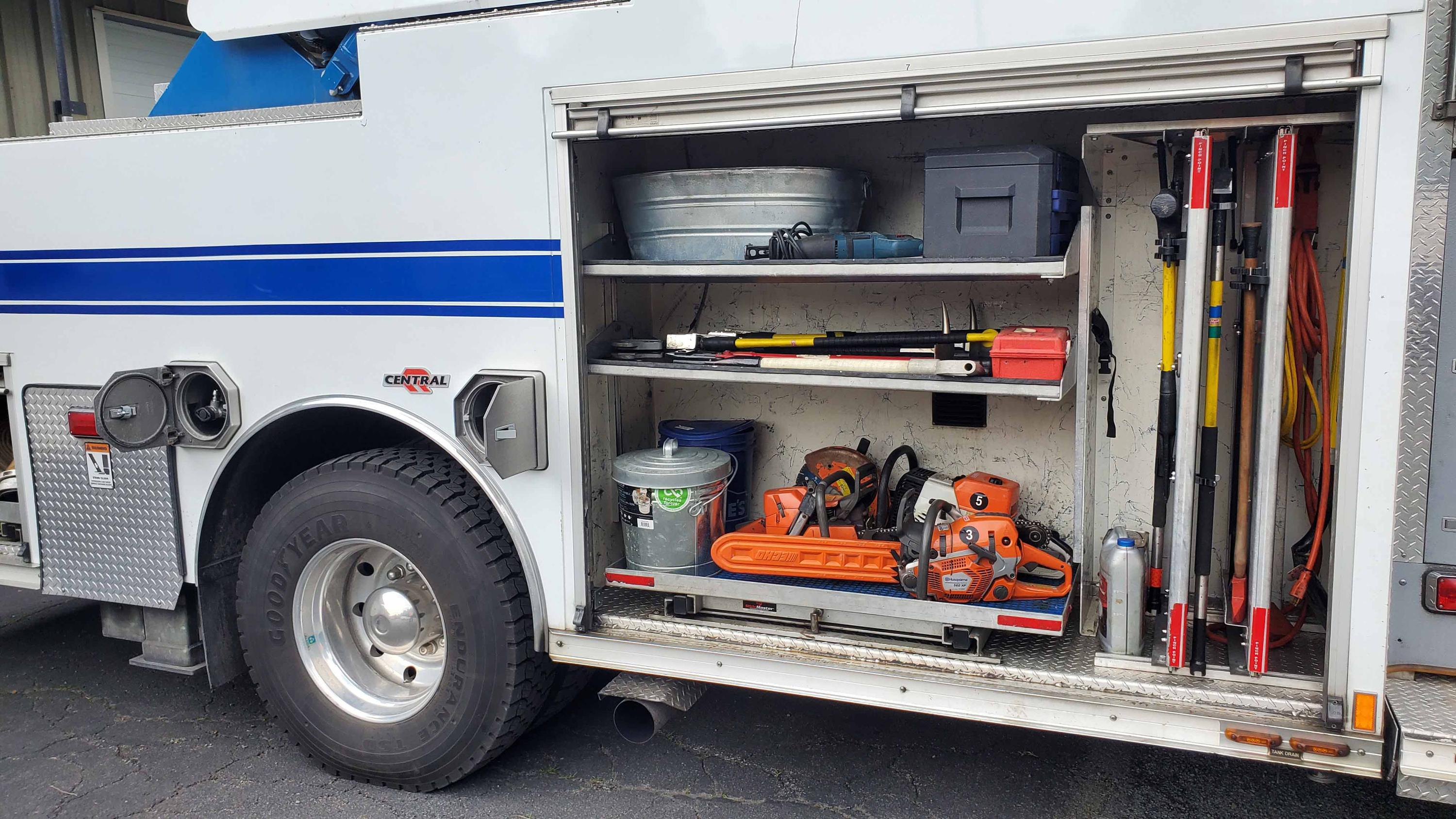 2009 Spartan Rosenbauer 75' Quint - image 8