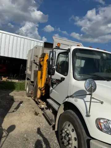 2024 Freightliner G-S Products Automated Side Loader — photo 6