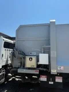 2023 Freightliner G-S Products Automated Side Loader — photo 6