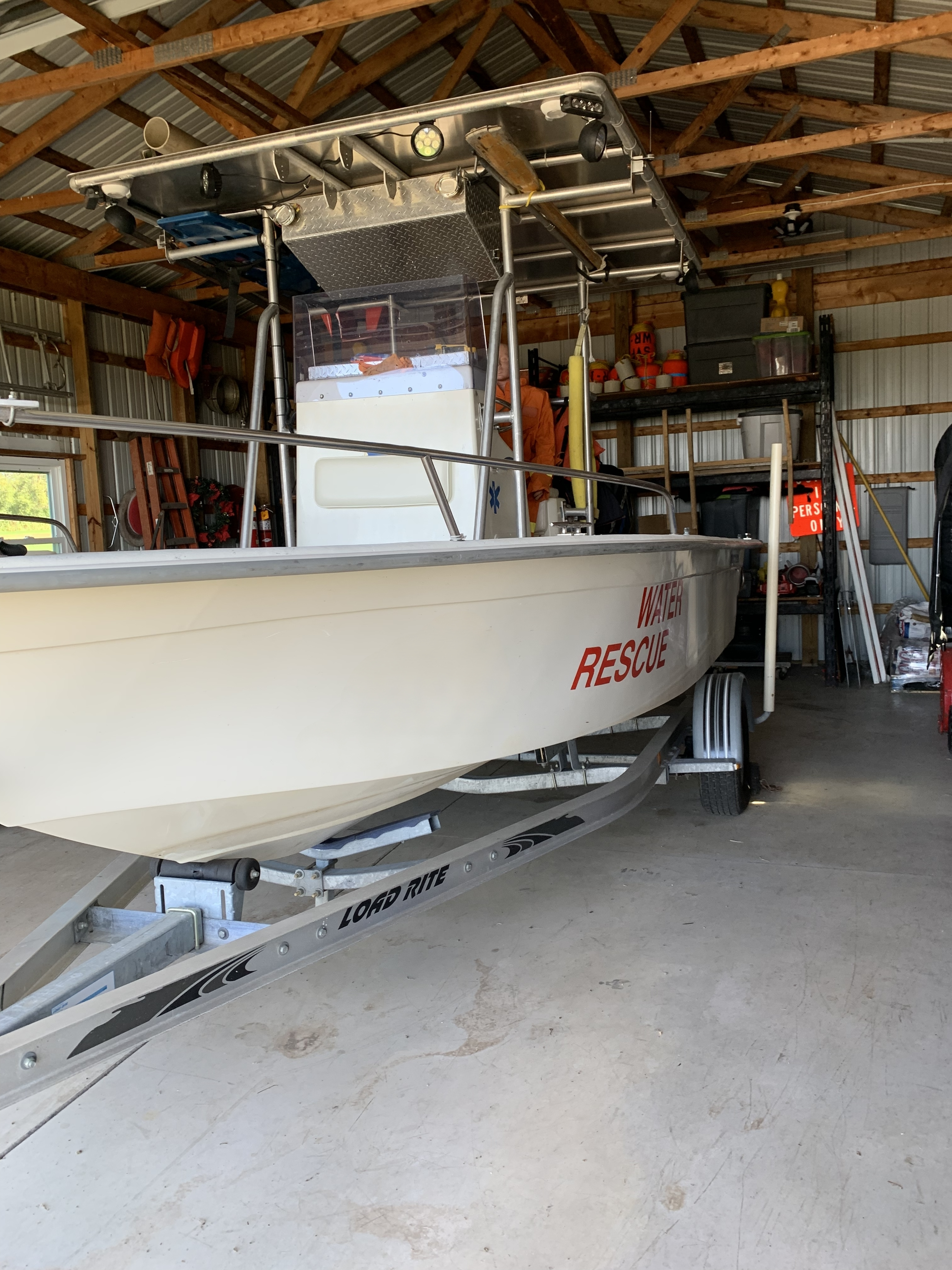 2008 Islander 21' Center Console Fire Rescue Boat - 150HP Mercury - Load Rite Trailer - image 5
