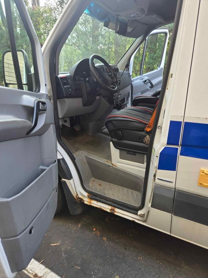 2015 Mercedes Type II Ambulance - image 7