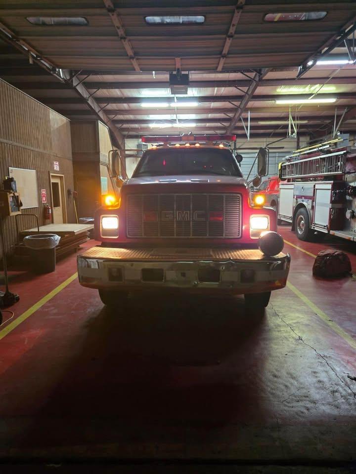 2002 Ferrara Pumper - image 3