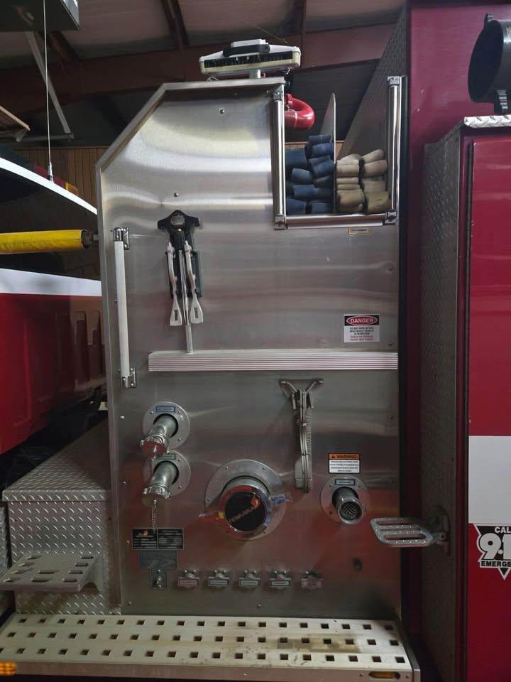 2002 Ferrara Pumper - image 6
