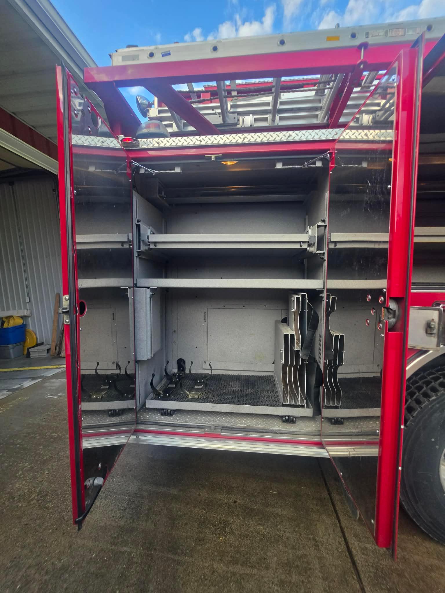 2002 Pierce DASH Pumper - image 48