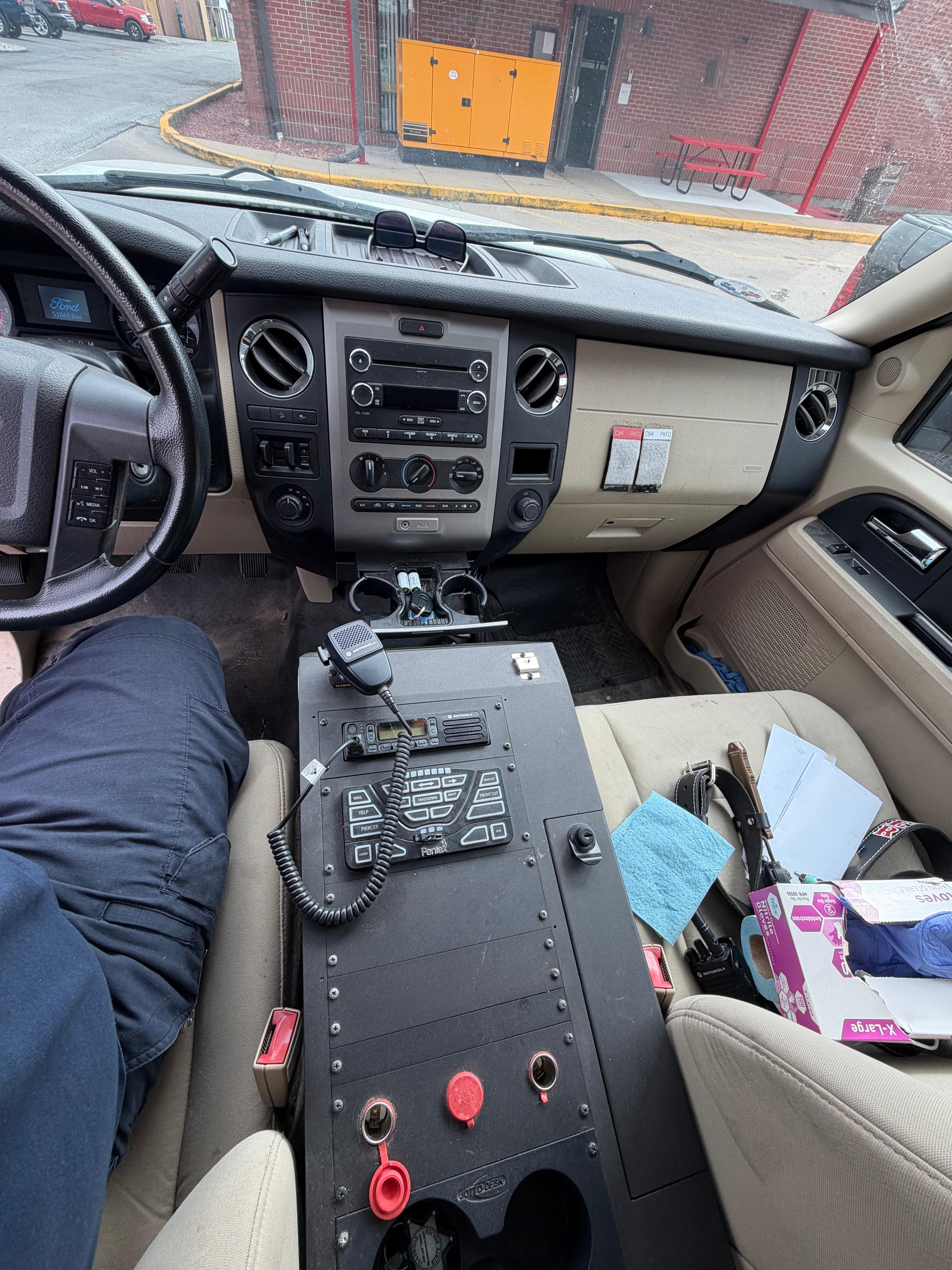 2017 Ford Expedition 4x4 Command Unit - image 5