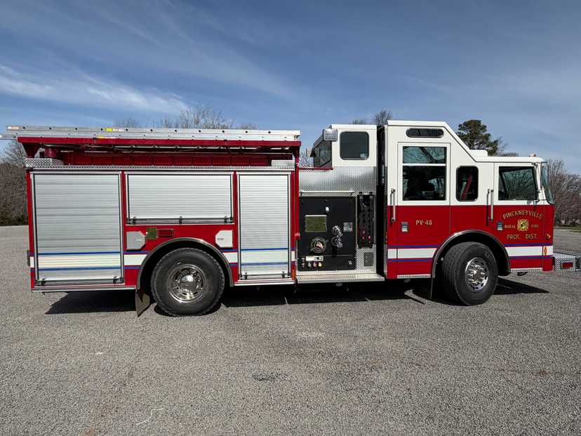 2006 Pierce Contender Pumper — photo 2