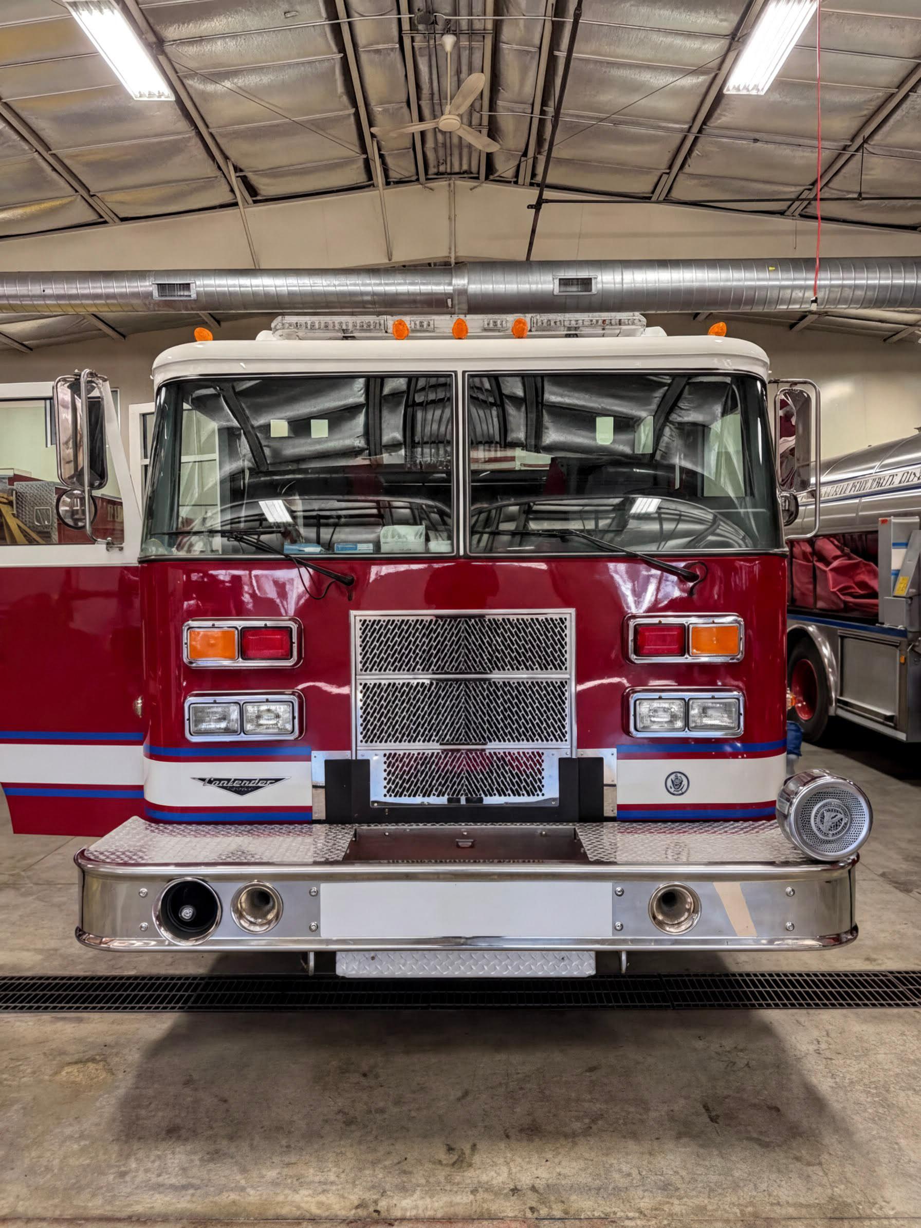 2006 Pierce Contender Pumper - image 4