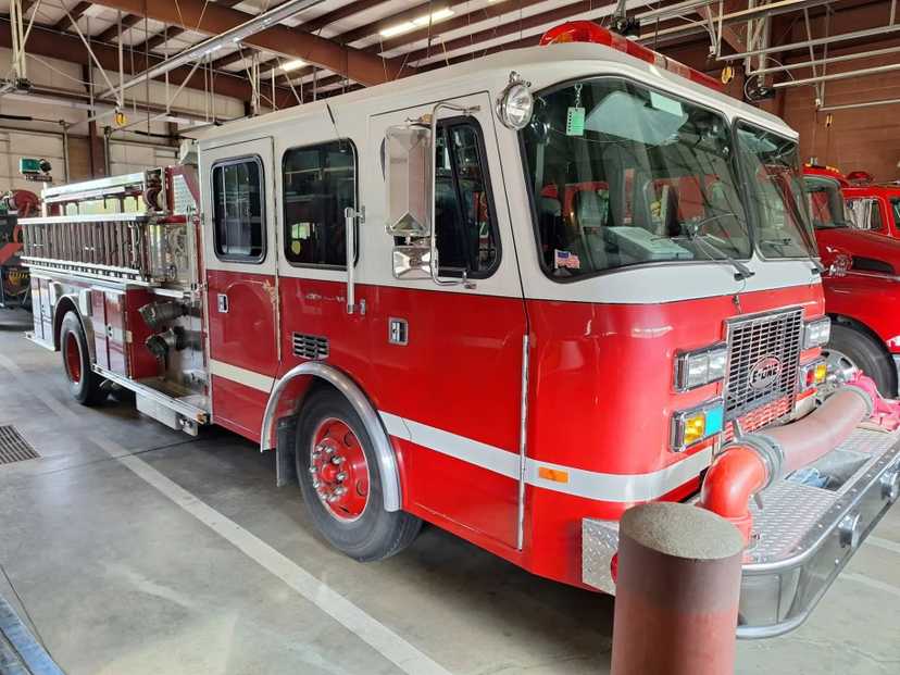 1994 E-One Pumper — photo 2
