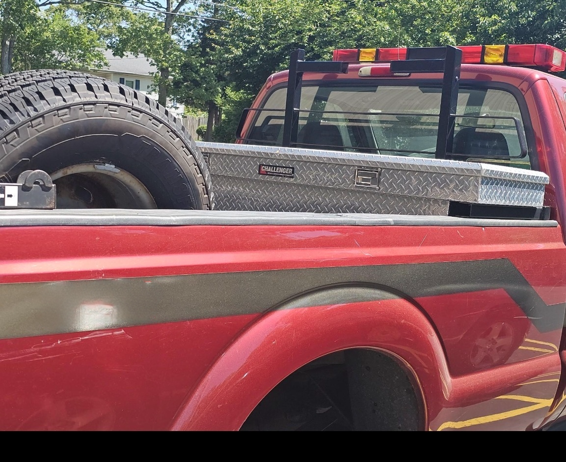 2002 Ford F250 - image 5