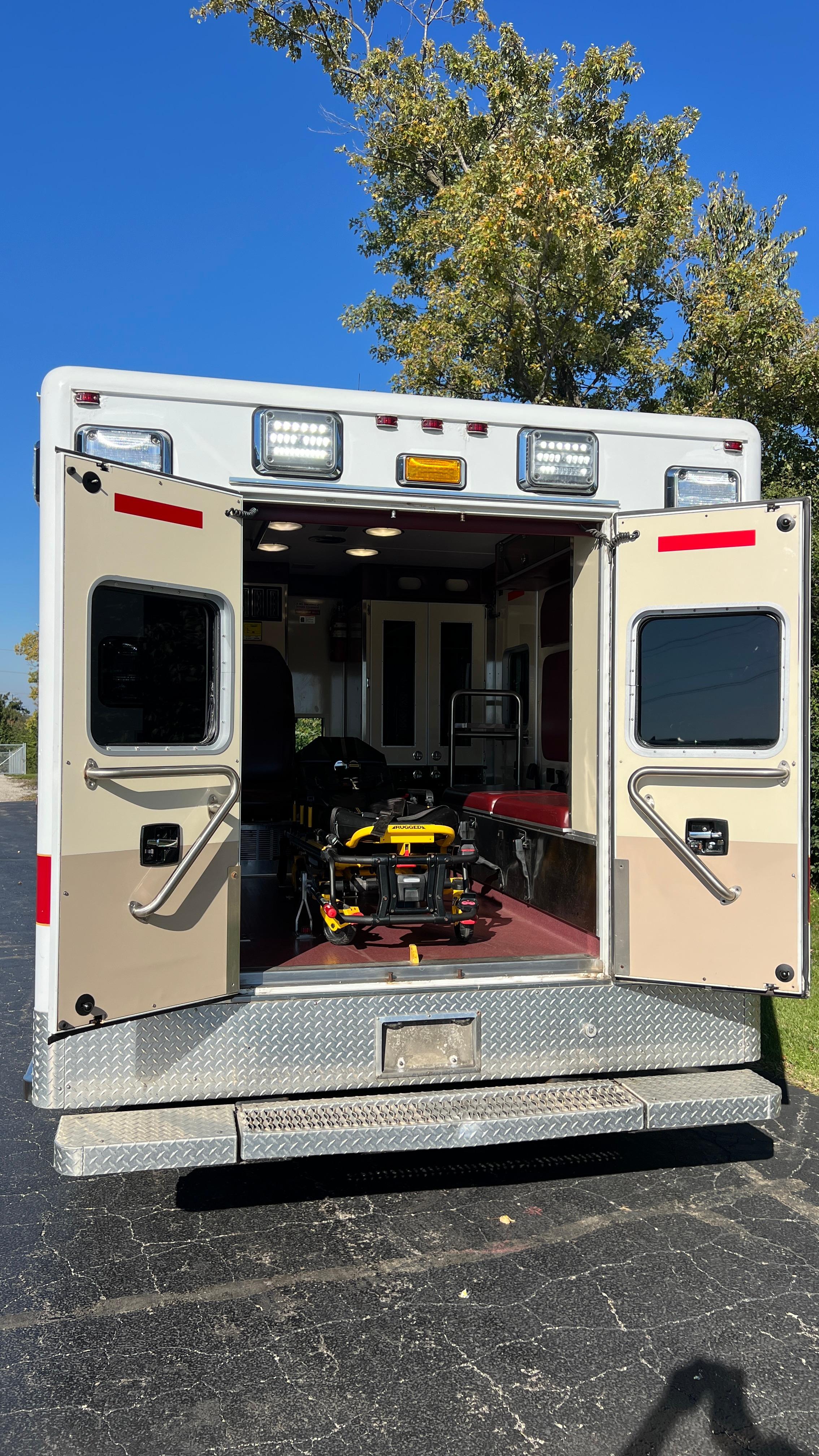 2014 Horton Ford Type I Ambulance - image 20