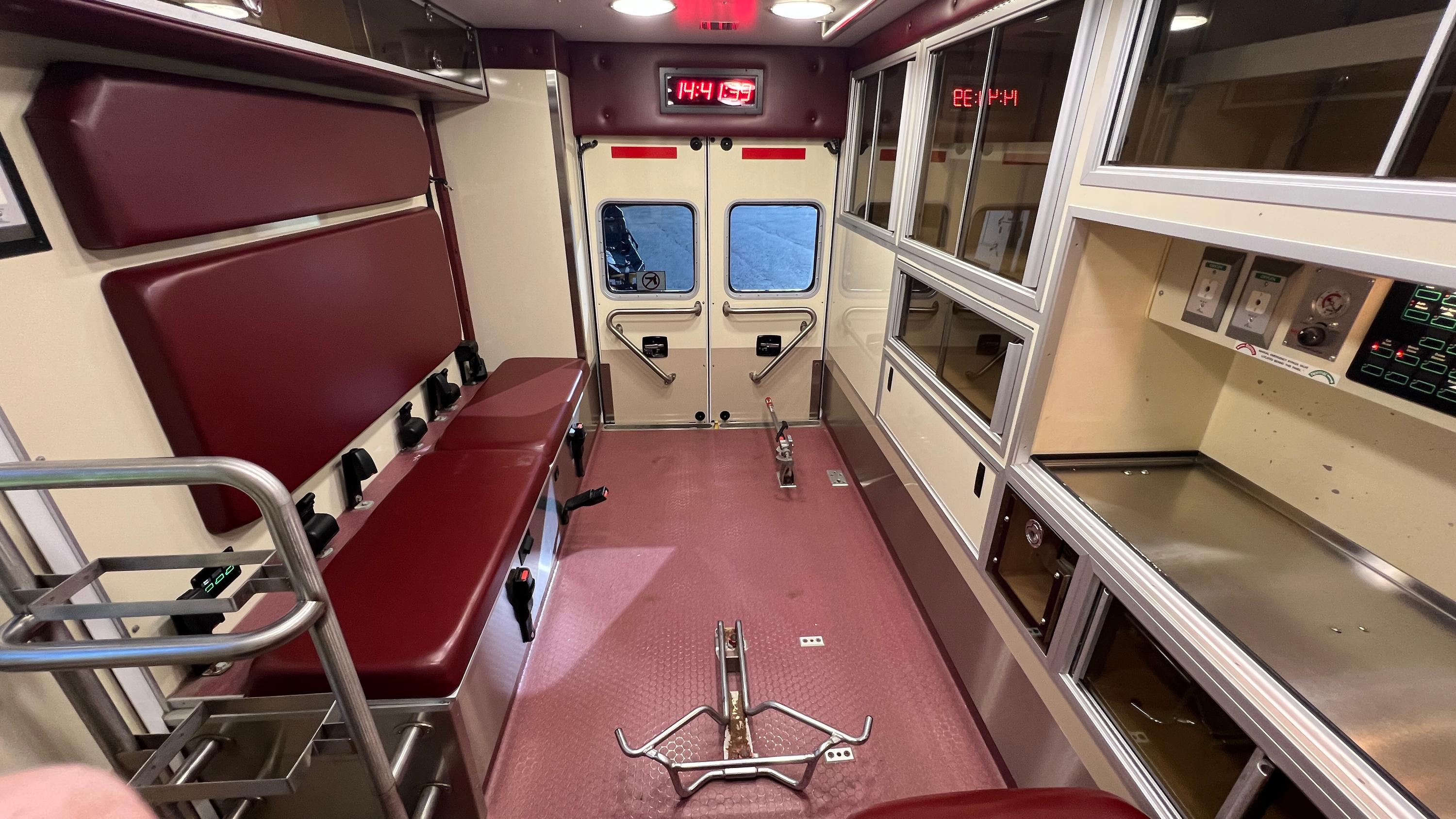 2014 Horton Ford Type I Ambulance - image 16