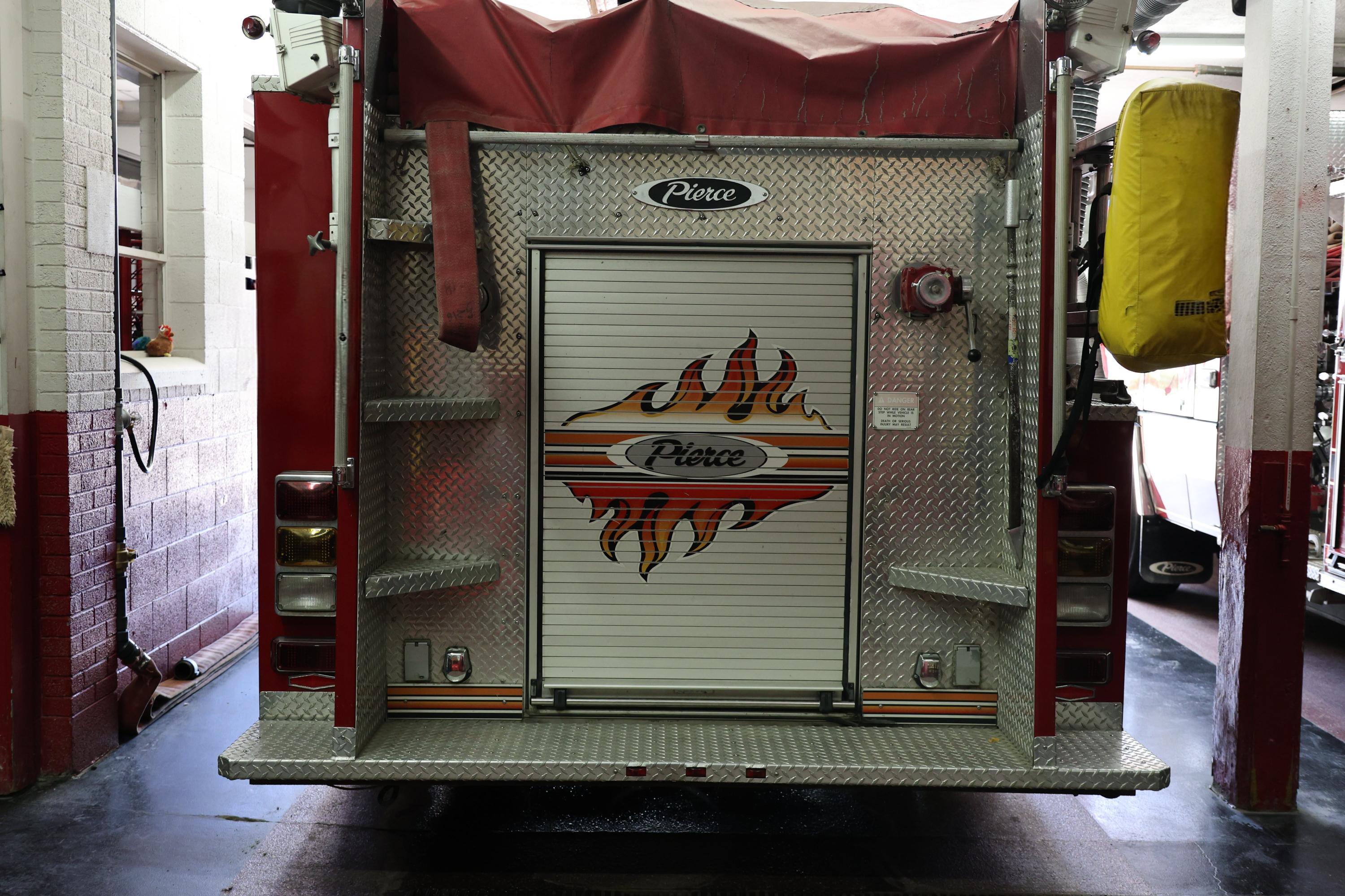 2001 Pierce International Pumper - image 9