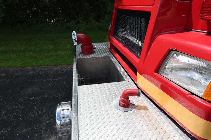 1997 Pierce Quantum Pumper — photo 3