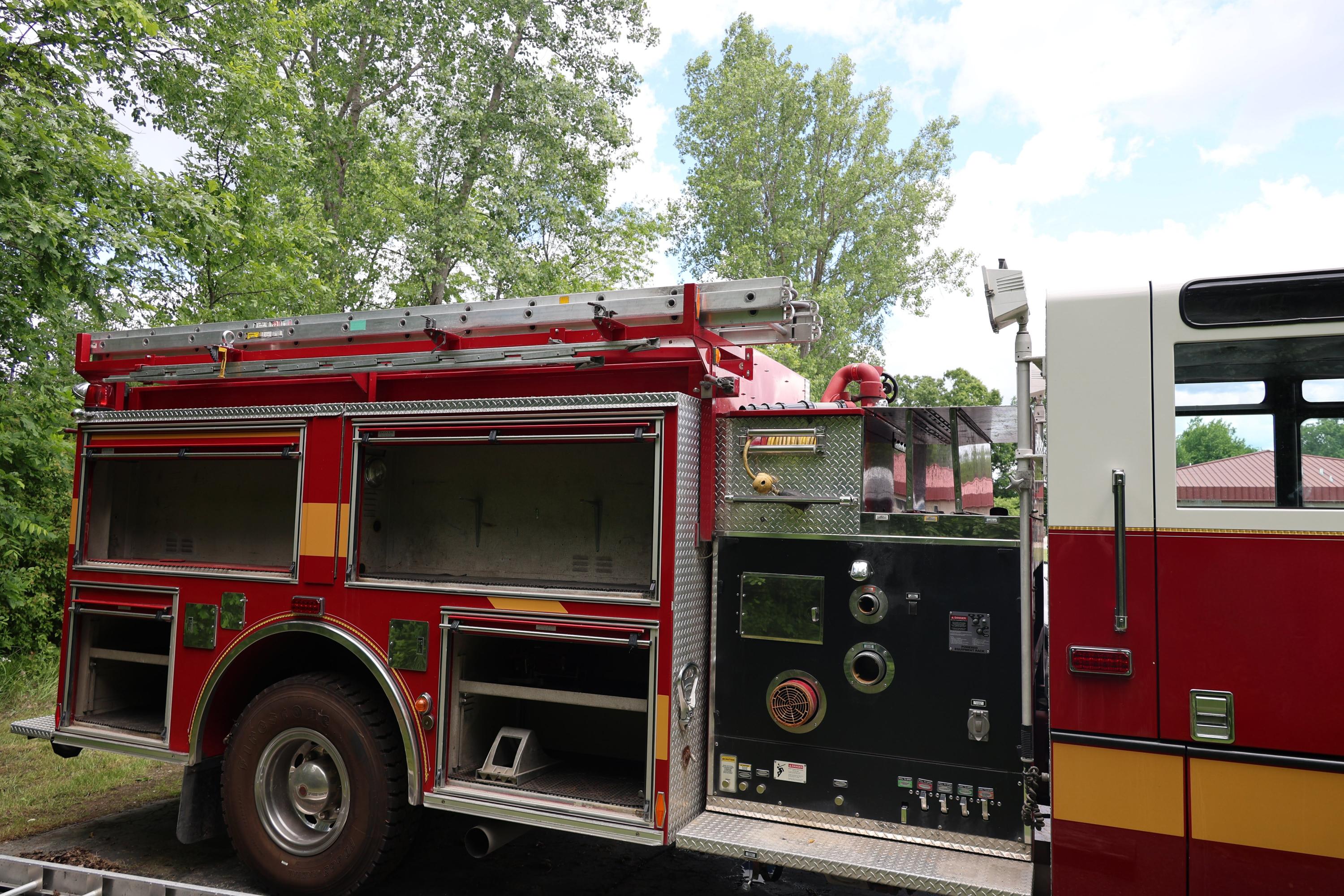 1997 Pierce Quantum Pumper - image 7