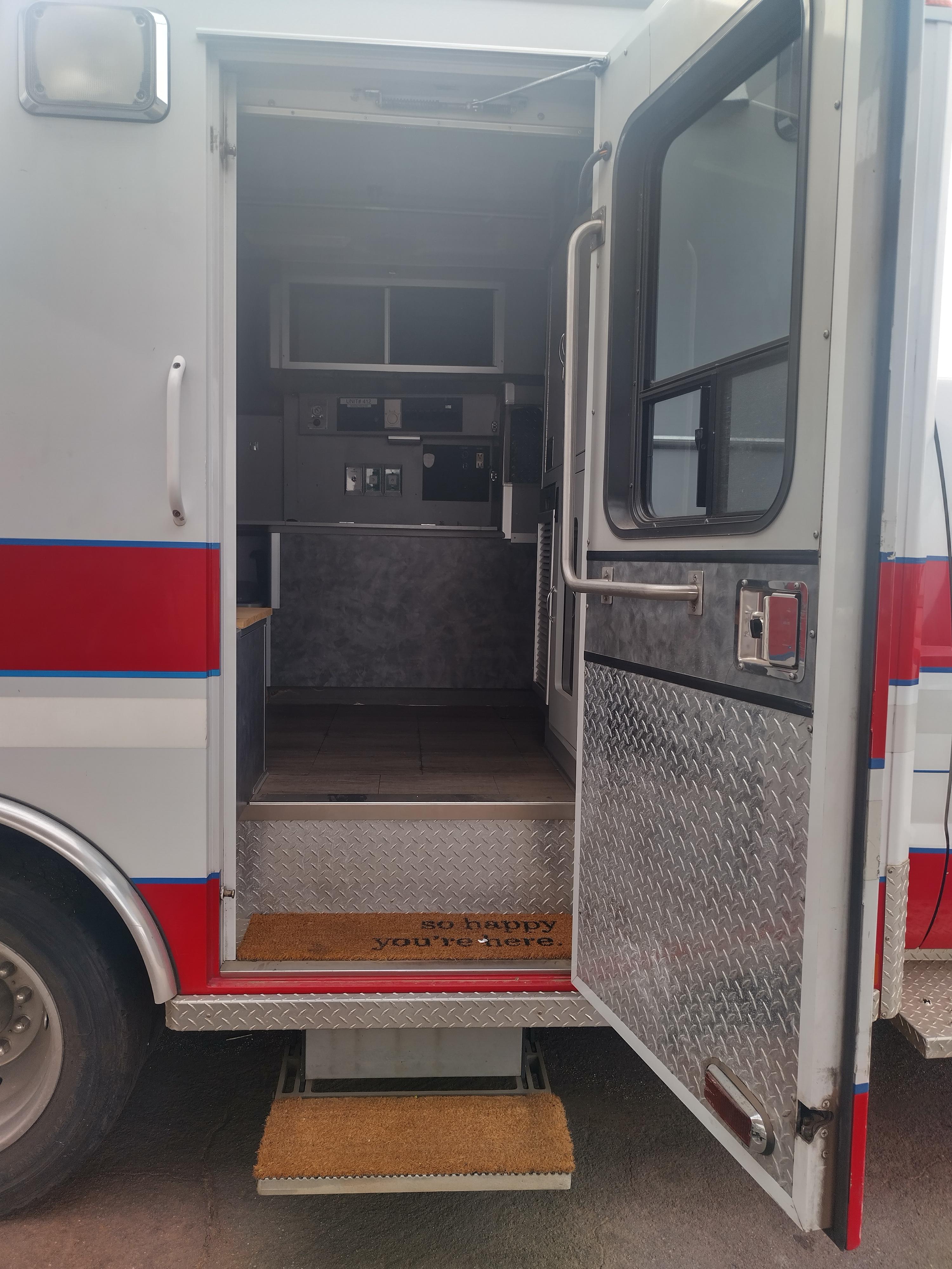 2007 Wheeled Coach Ford 4x4 Type I Ambulance - image 12