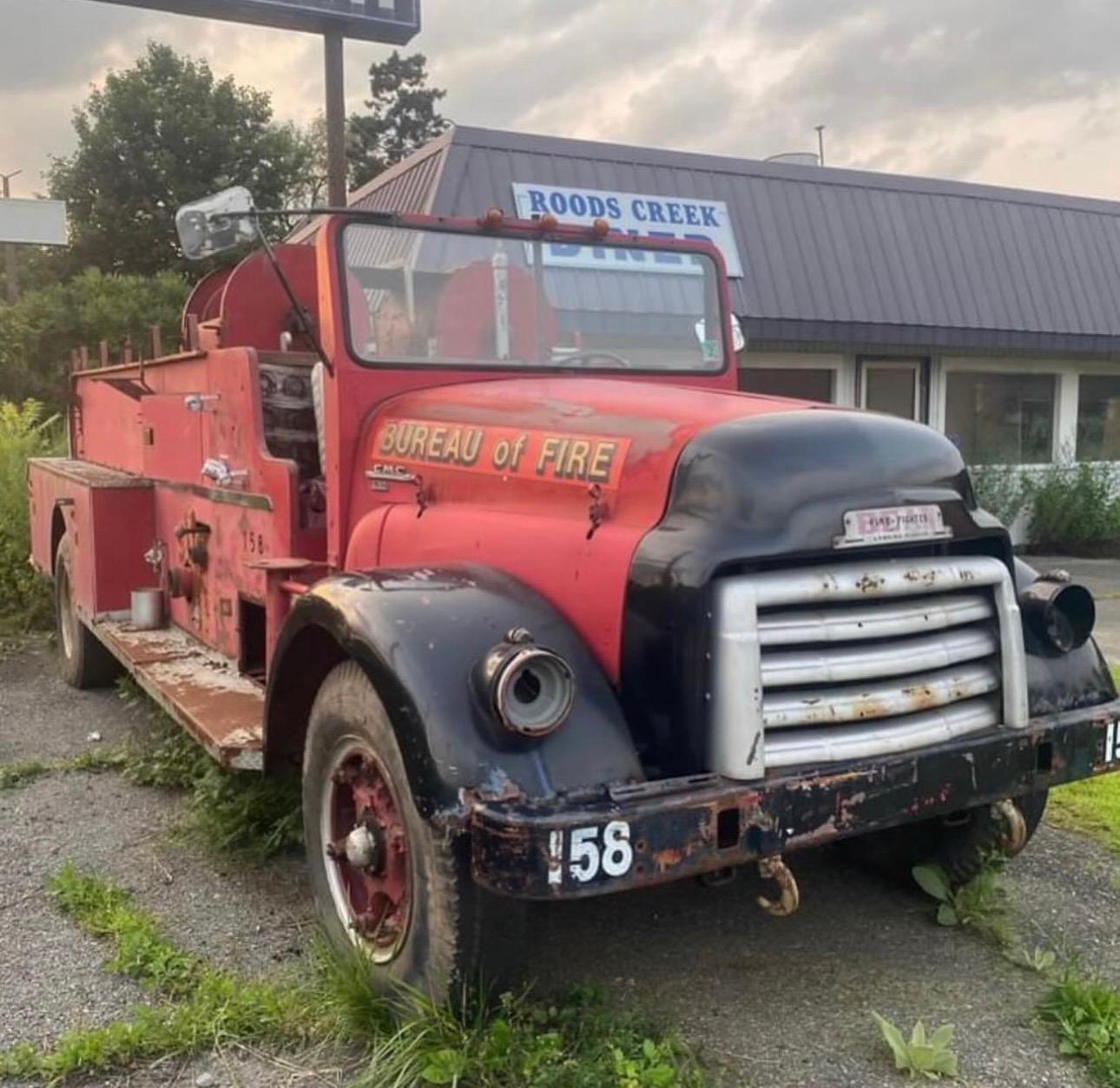 1947 fire truck - image 2