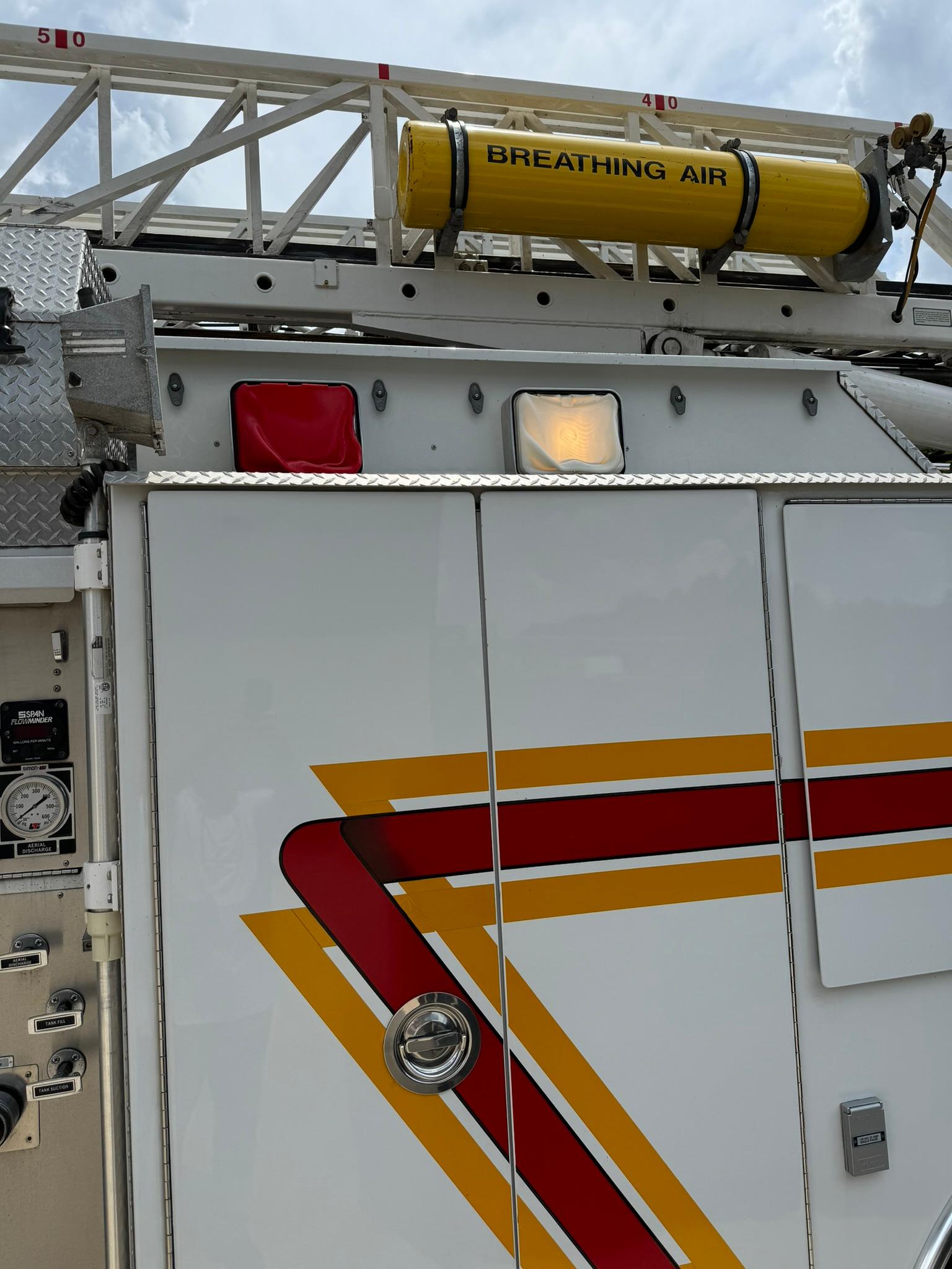 1994 Simon Duplex 75' Ladder - image 19