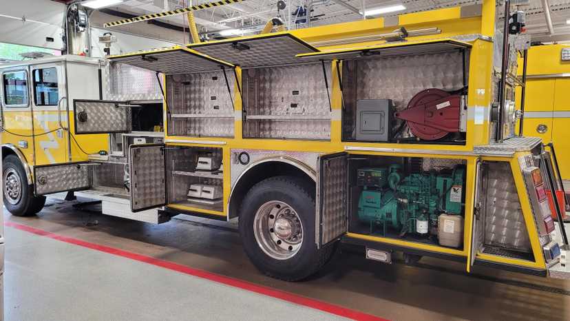 1990 E-One Pumper — photo 6