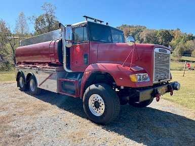 1993 Freightliner Tanker