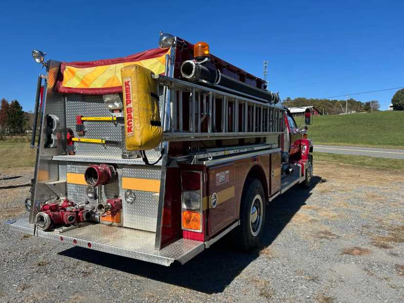 1992 GMC Topkick Pumper — photo 4