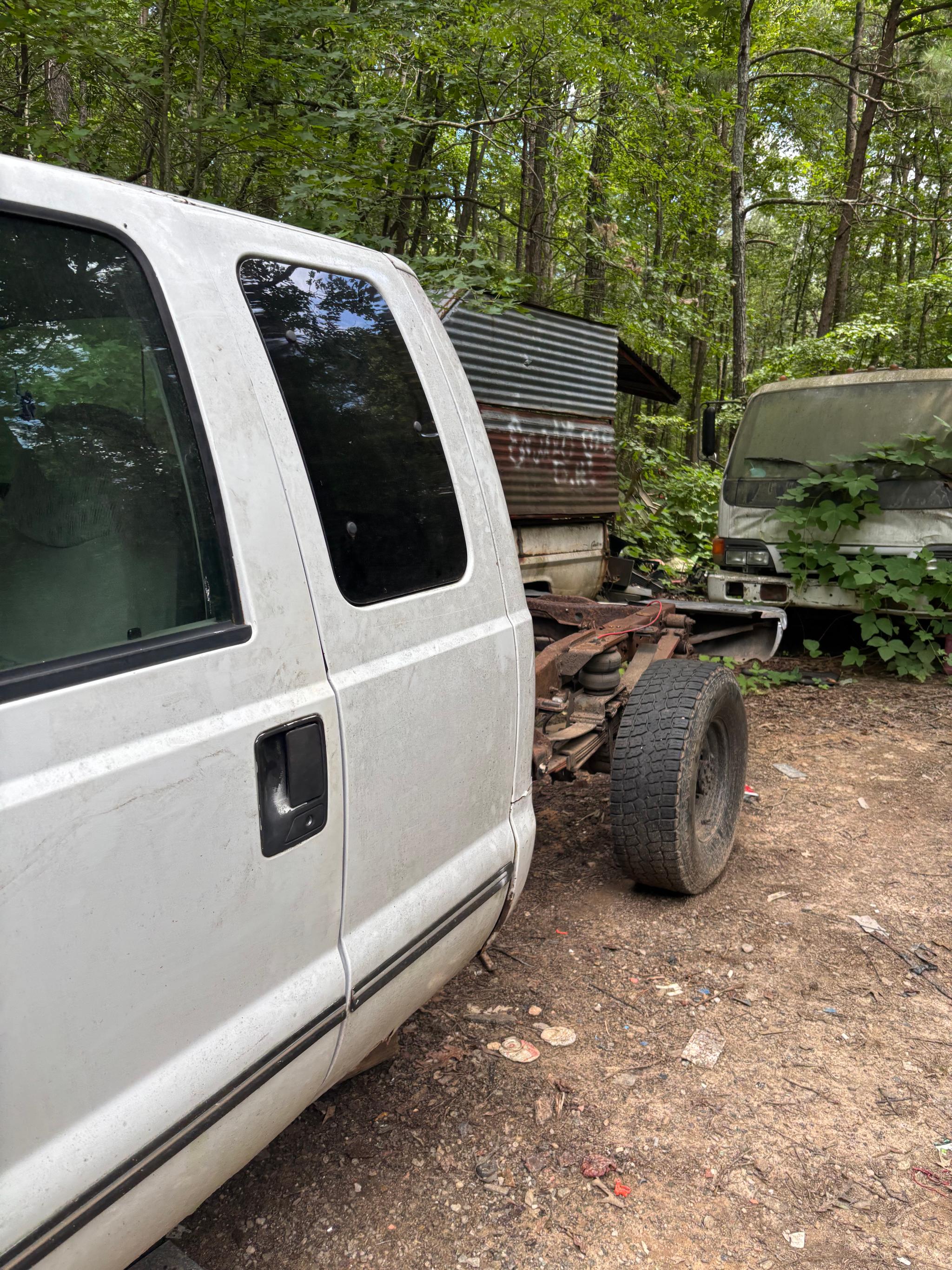 2002 Ford F-250 Super Duty 4x4 Truck - image 3