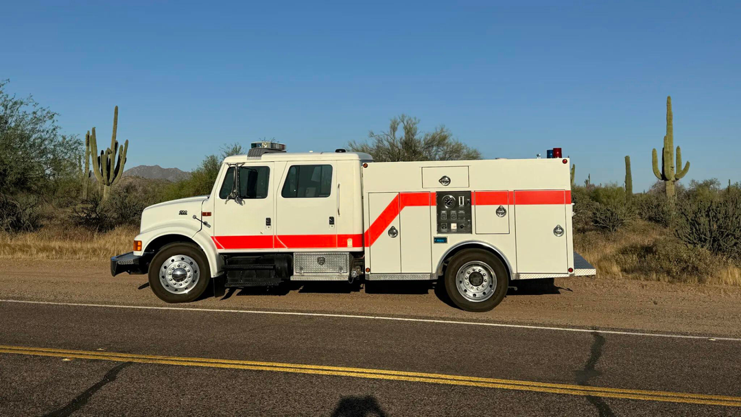 1996 International Navistar 4700 4 x 2