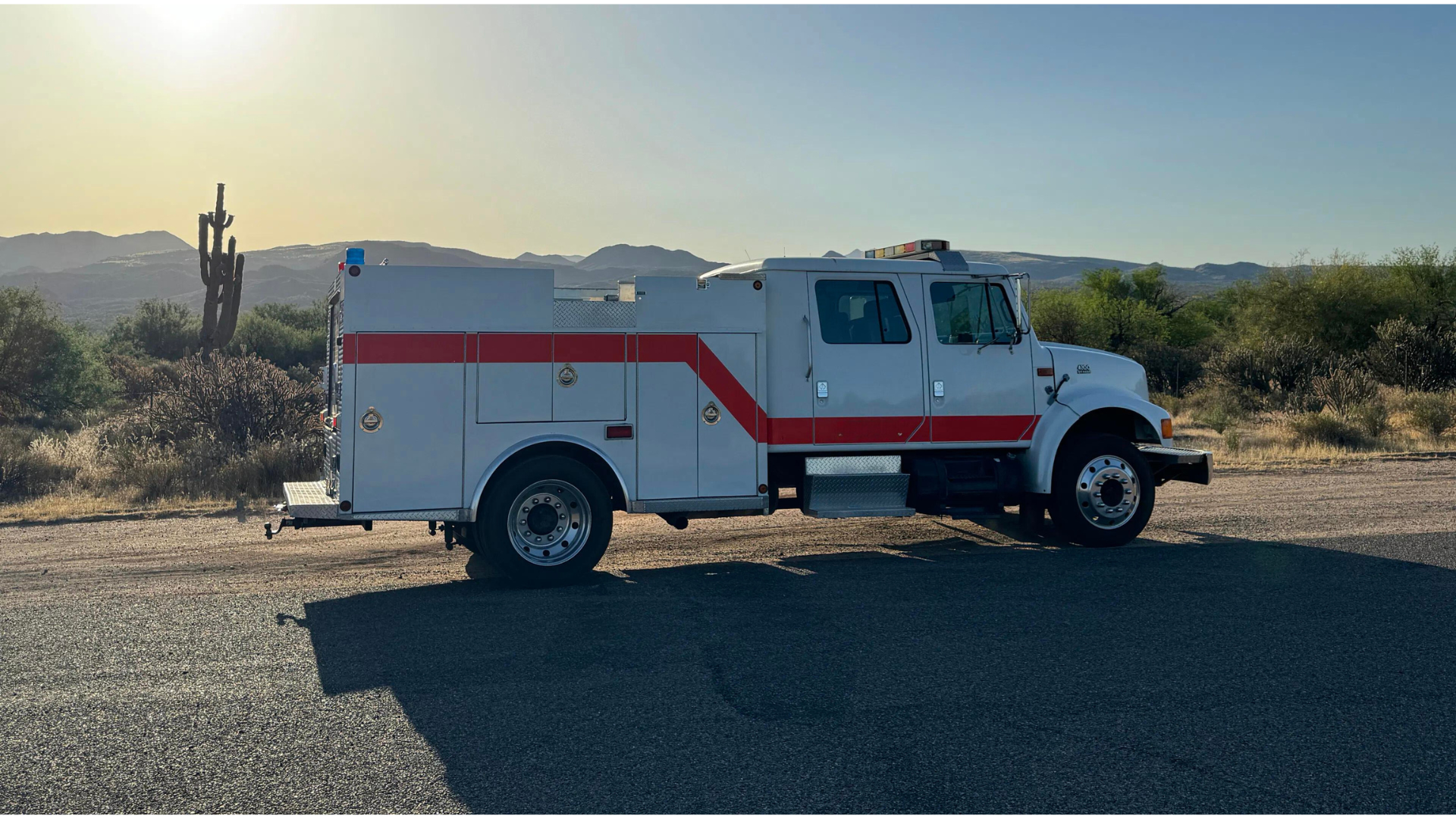 1996 International Navistar 4700 4 x 2 - image 20