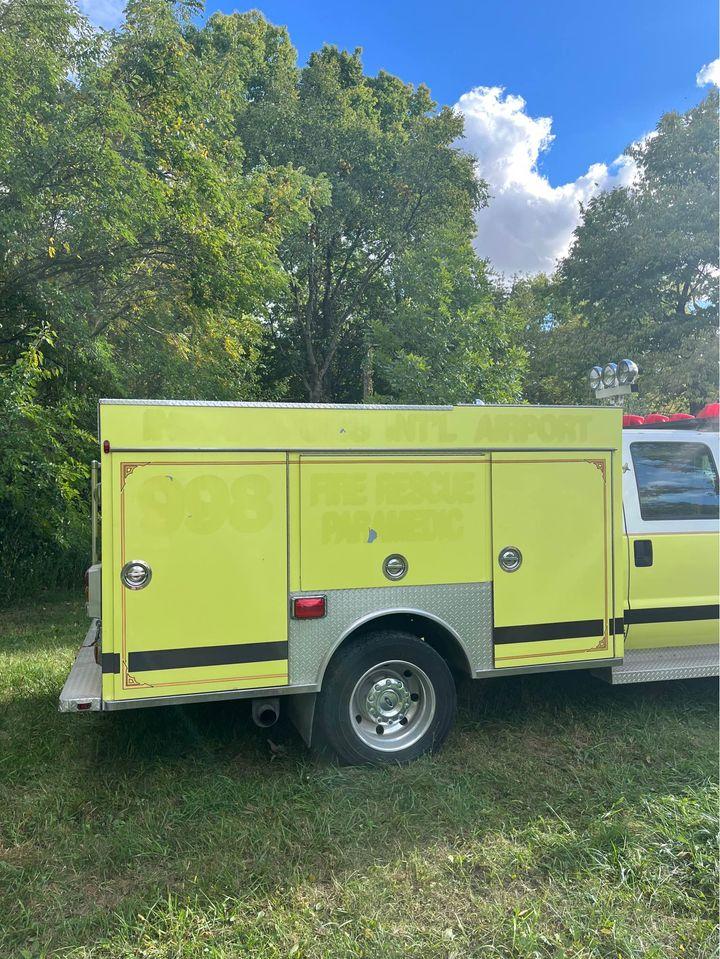 2006 Ford F-550 Super Duty Super Cab & Chassis Brush Truck - image 14