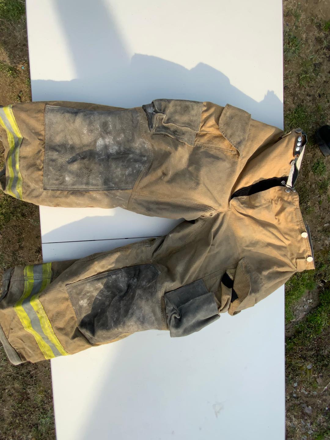 Used Lion Turnout Pants (Size 38R)