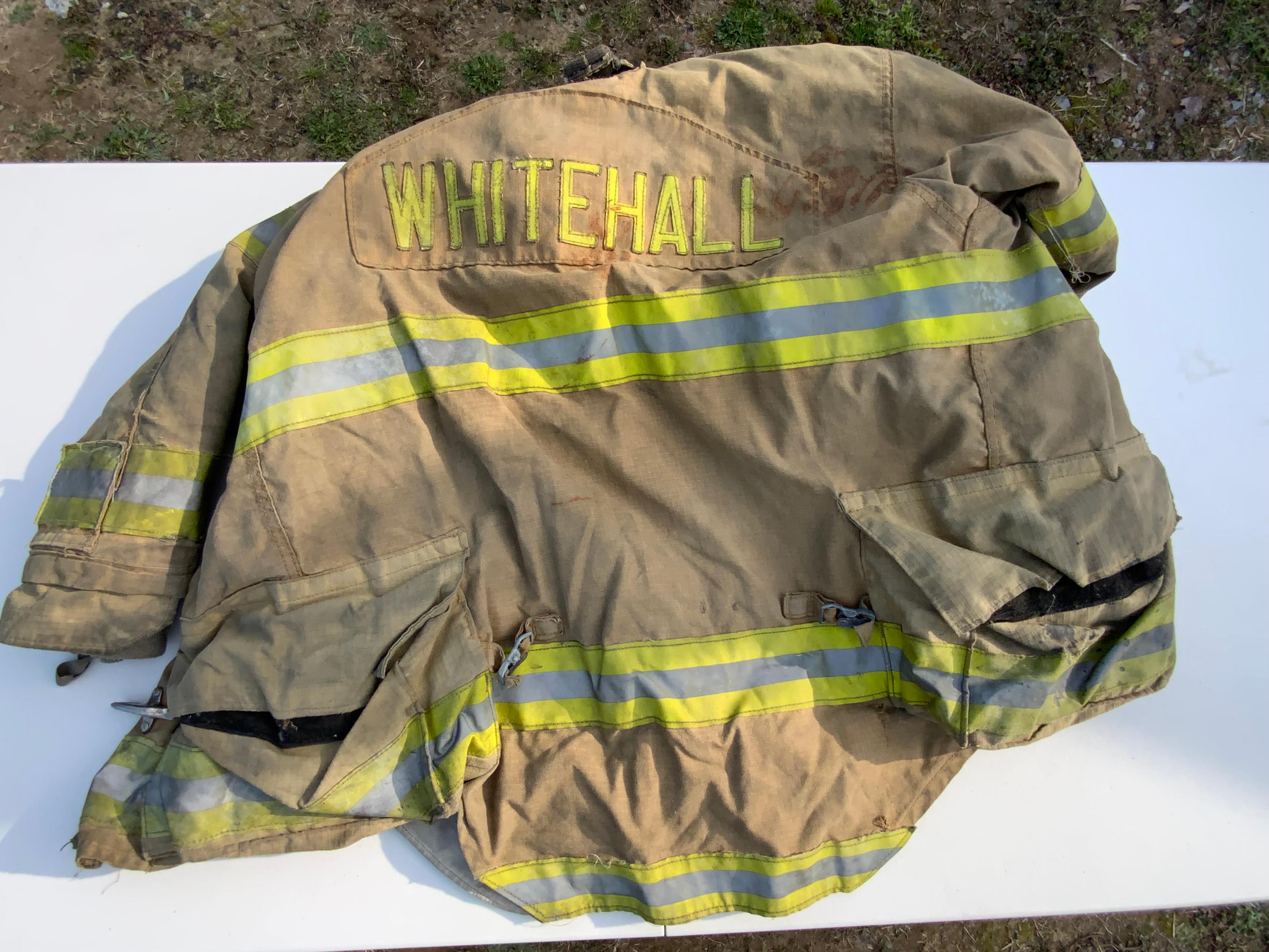 Used Morning Pride Turnout Coat (Size: 42C. 29/35L, 30.5 S) - image 1