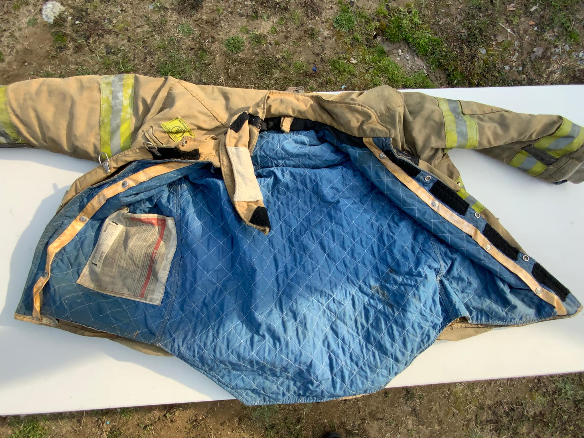 Used Morning Pride Turnout Coat (Size: 42C. 29/35L, 30.5 S) - image 2