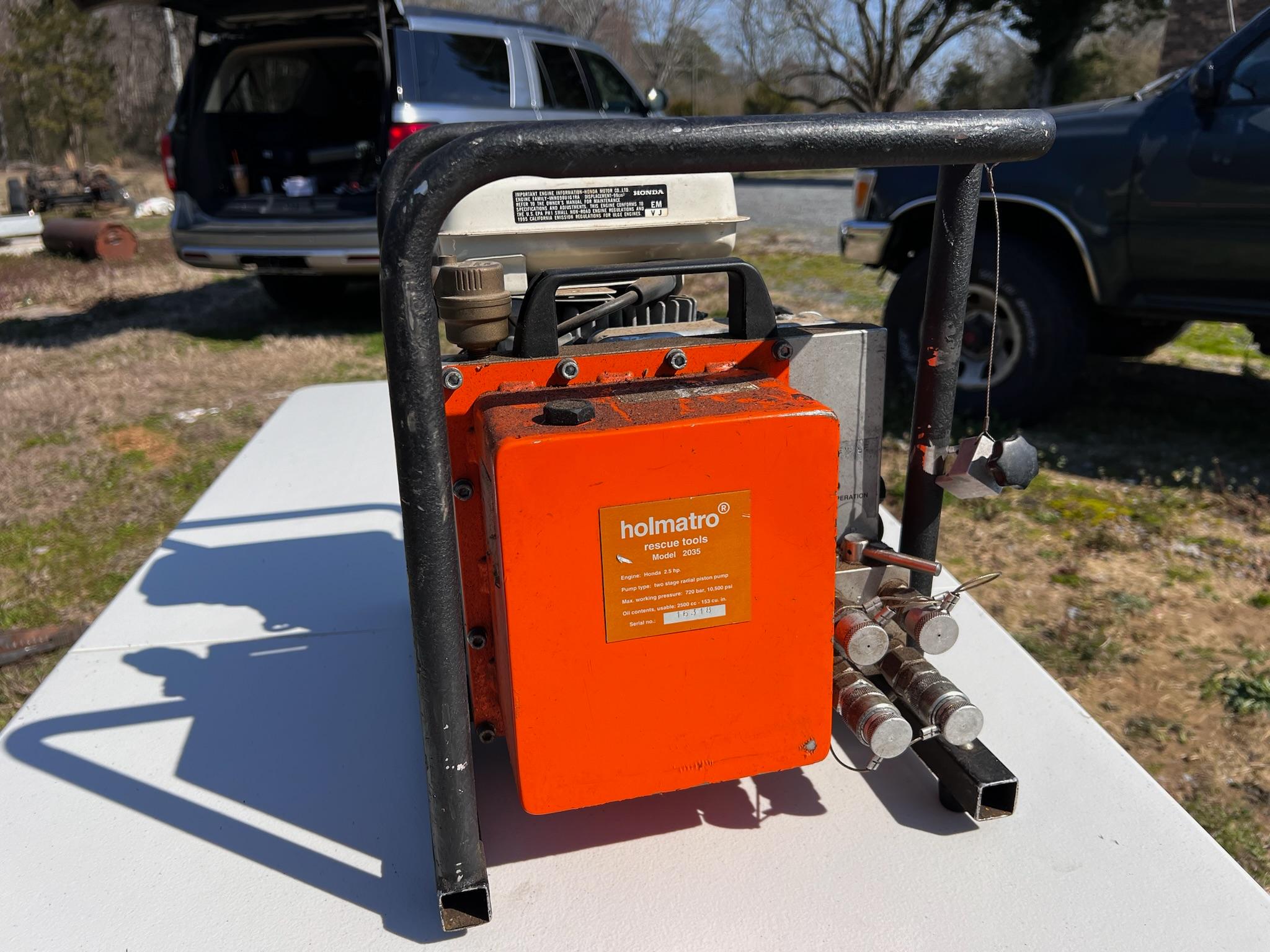 Holmatro Hydraulic Pump (Model 2035) - Rescue Tools - image 6