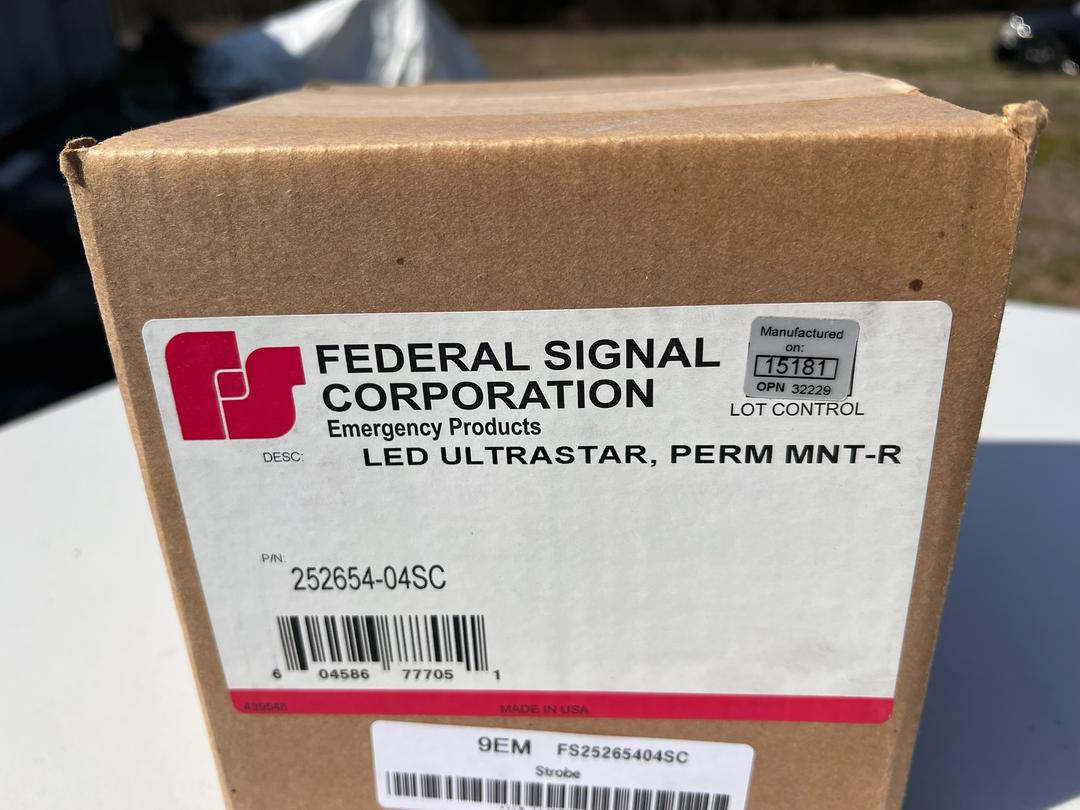 NEW Unopened Federal Signal LED Ultrastar Strobe Light