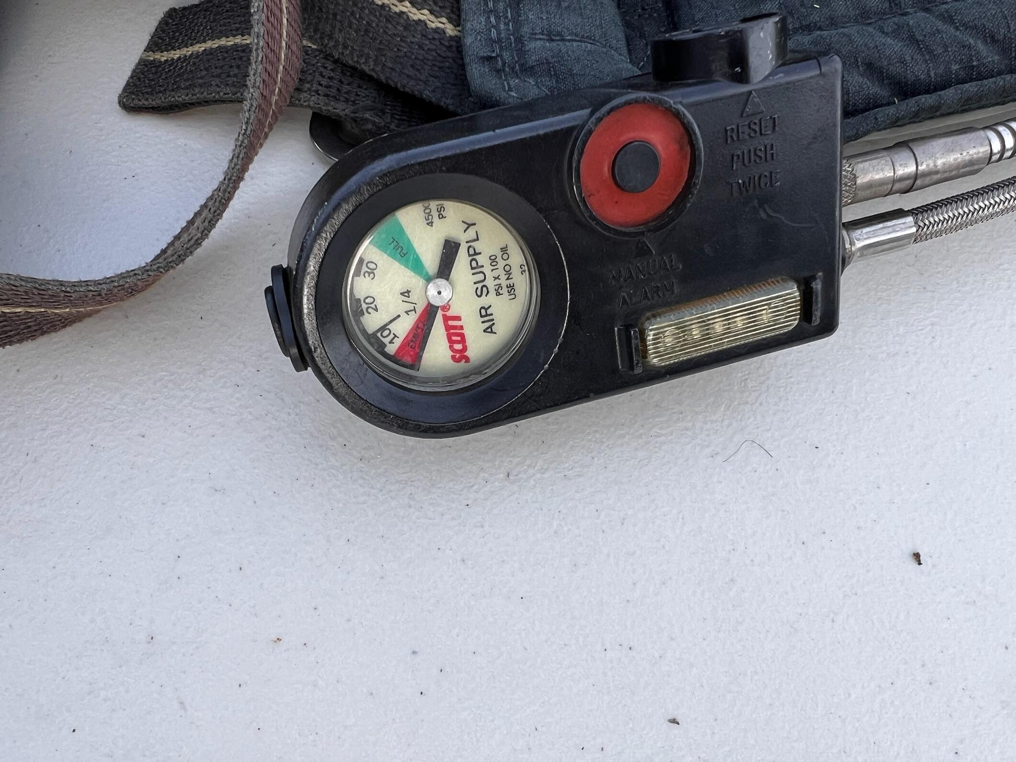 Used Scott SCBA Harnesses (ONE PER ORDER) - image 7
