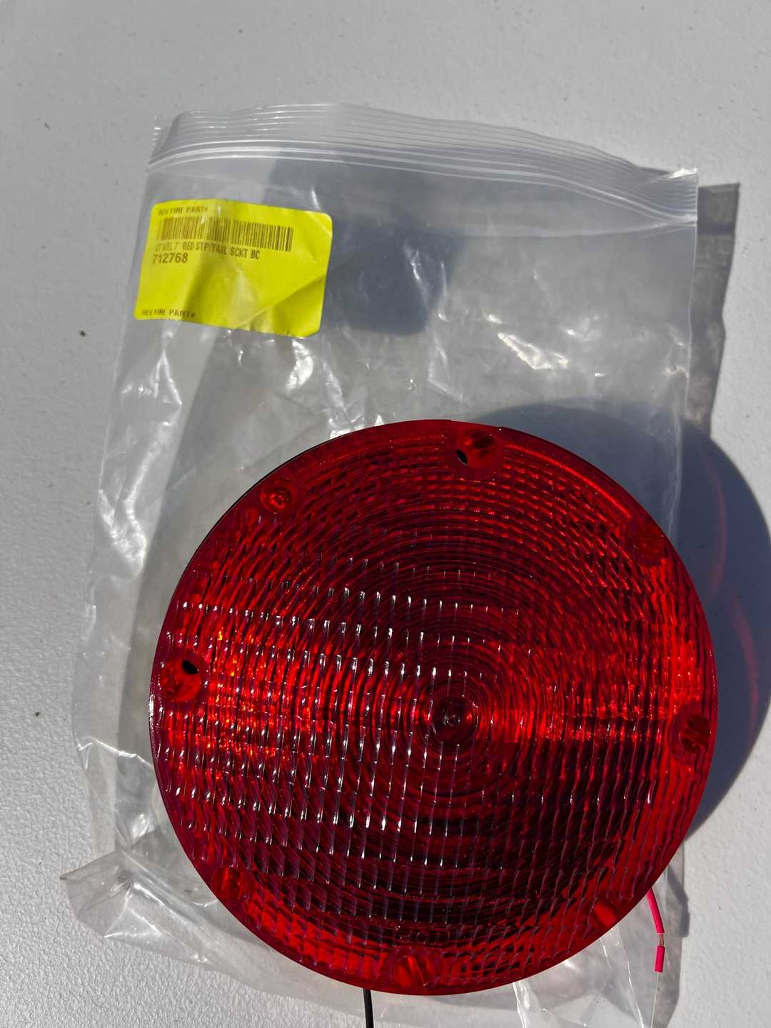 LT Wel 7” Red STP / Tail SCKT Light
