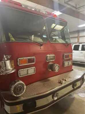 1991 E-One Hush Pumper
