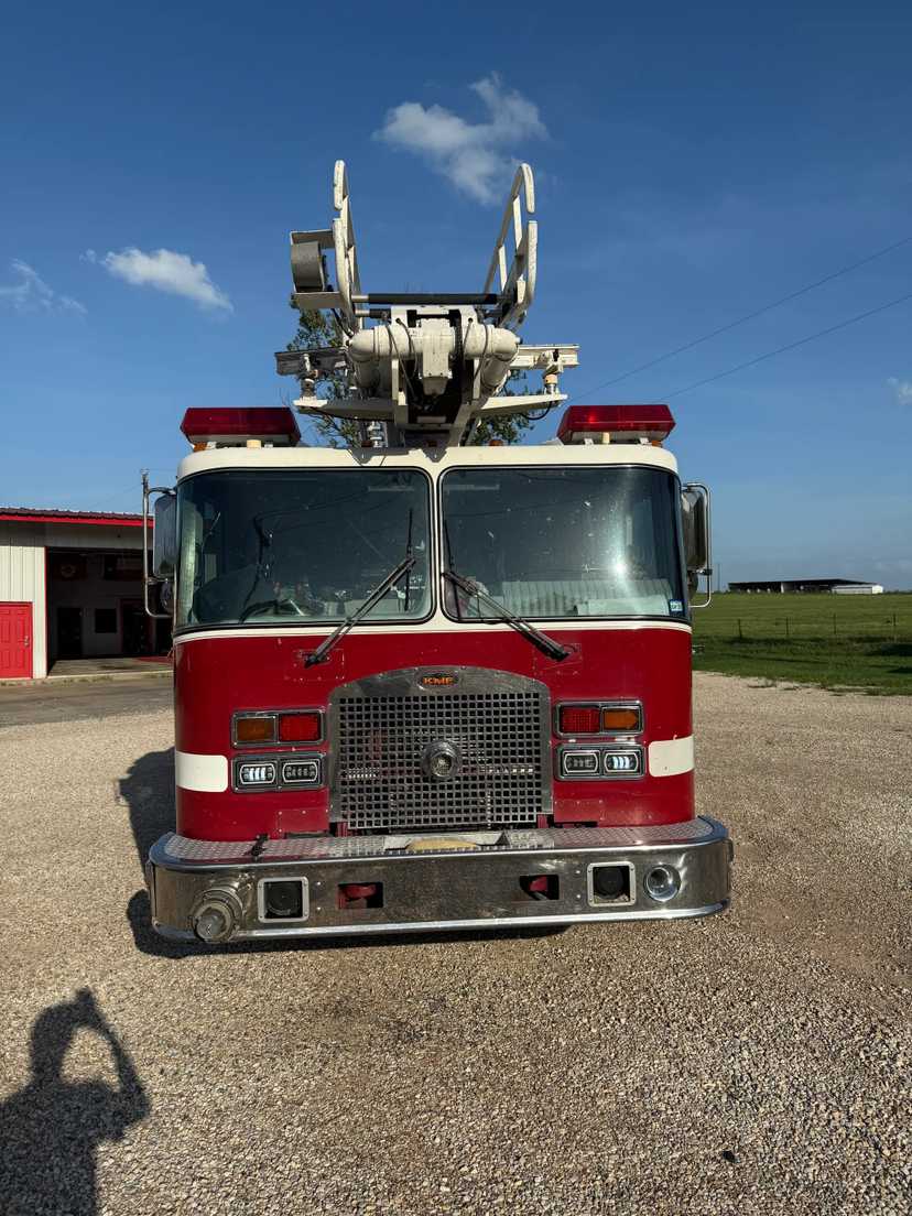 2000 KME TELE SQUIRT 50 FT