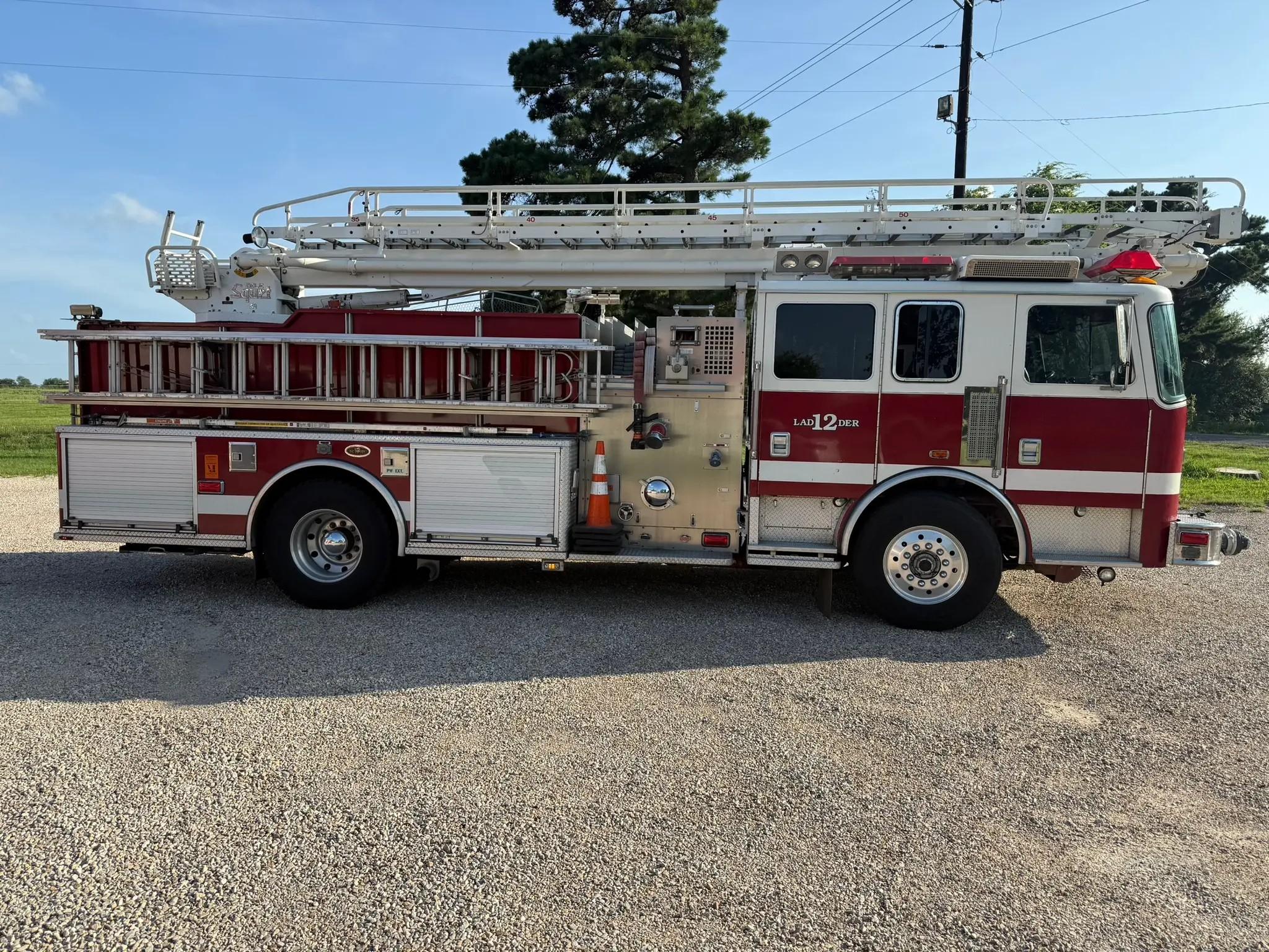 2000 KME 50' Quint - image 2