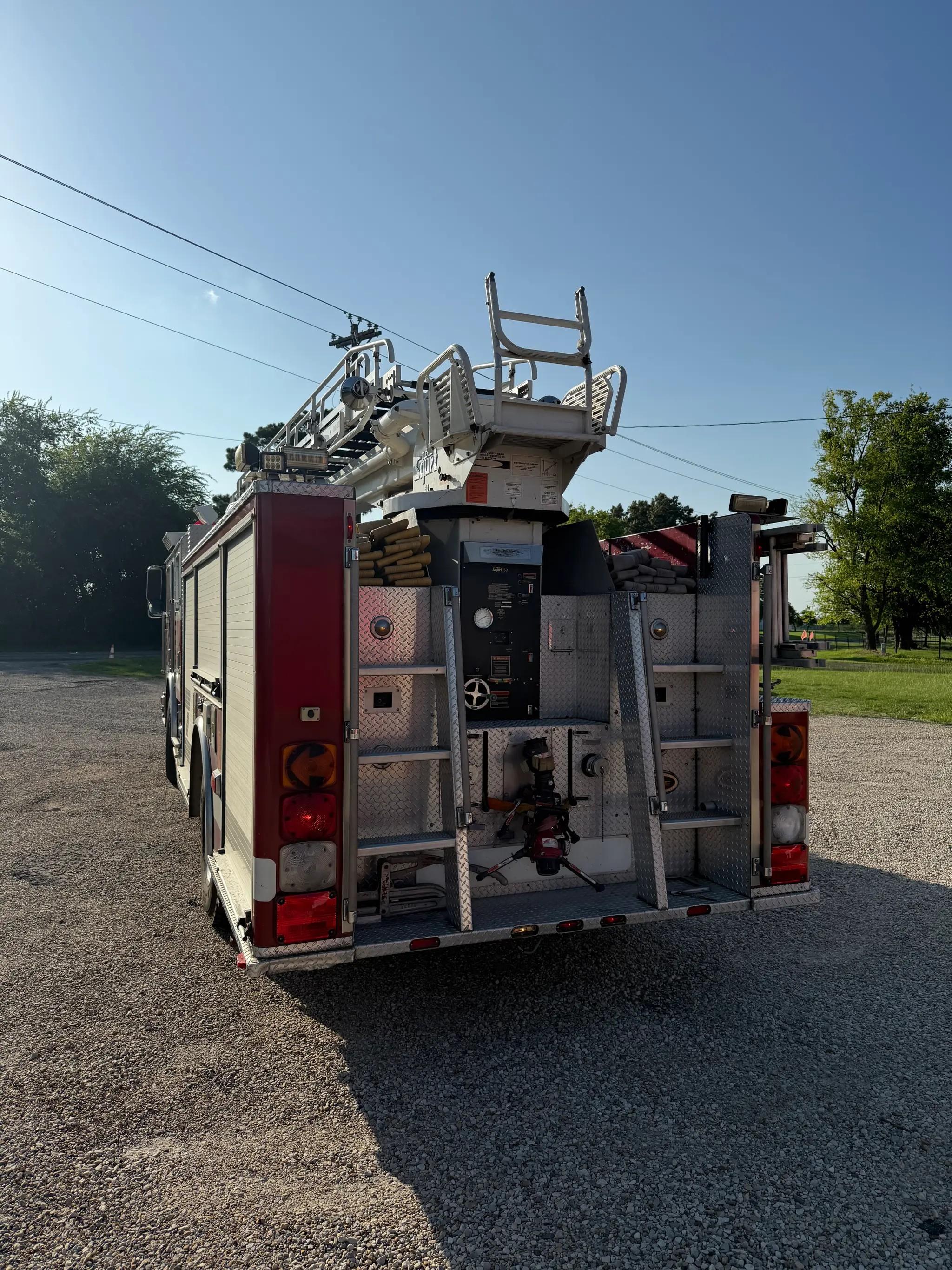 2000 KME 50' Quint - image 4
