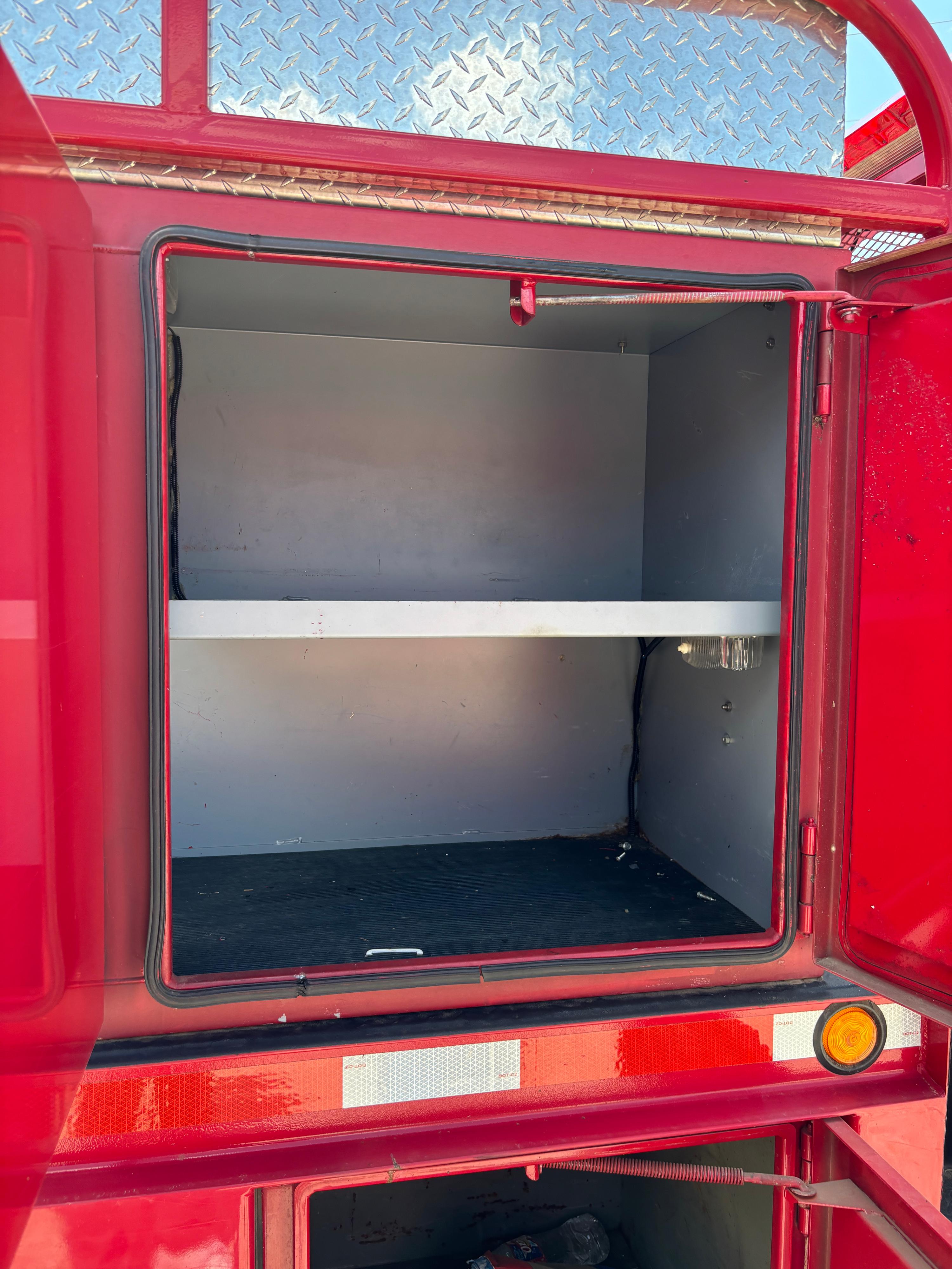 2004 Ford Brush Truck - image 27